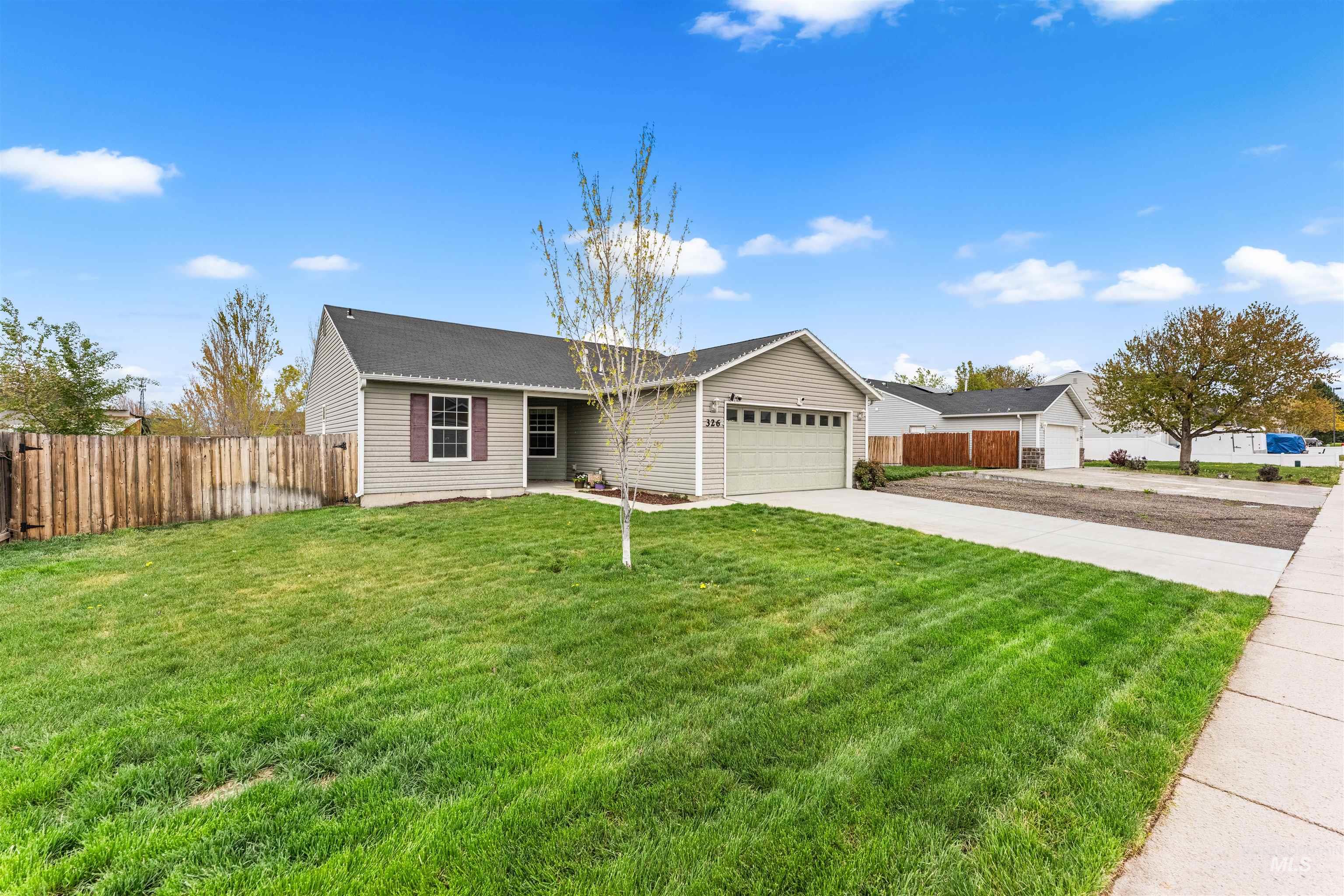 326 W Playground, Kuna, Idaho 83634, 3 Bedrooms, 2 Bathrooms, Residential For Sale, Price $395,000, 98982912