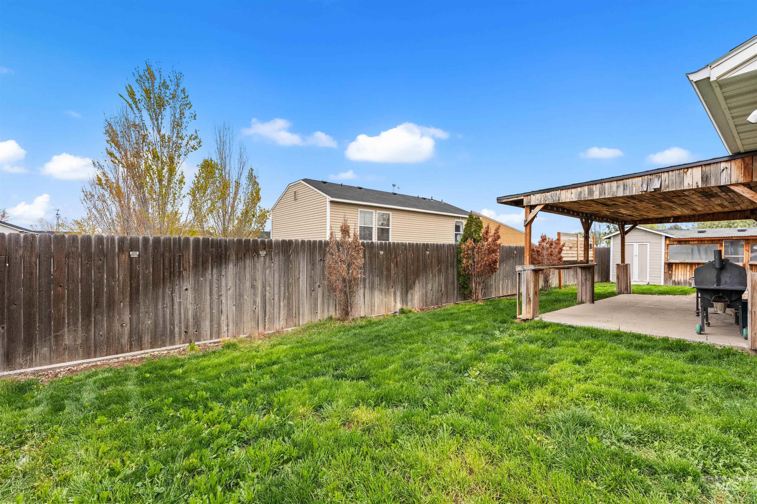 326 W Playground, Kuna, Idaho 83634, 3 Bedrooms, 2 Bathrooms, Residential For Sale, Price $395,000, 98982912