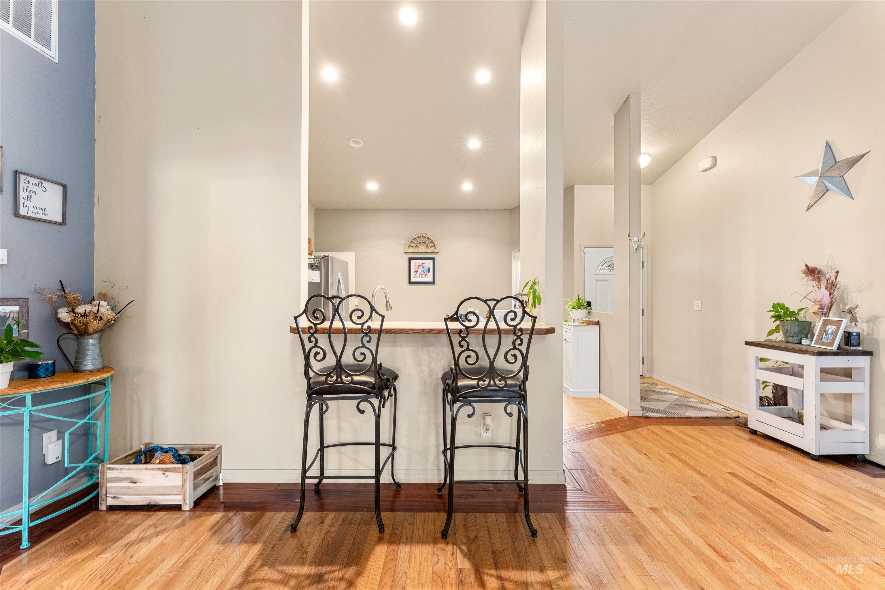 326 W Playground, Kuna, Idaho 83634, 3 Bedrooms, 2 Bathrooms, Residential For Sale, Price $395,000, 98982912