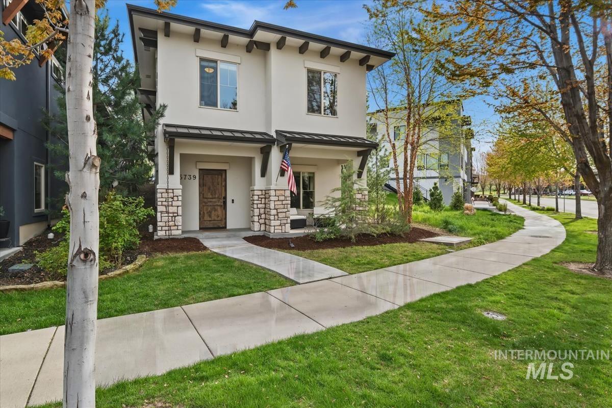 5739 W Hidden Springs Dr., Boise, Idaho 83714, 4 Bedrooms, 3.5 Bathrooms, Residential For Sale, Price $699,000,MLS 98982913