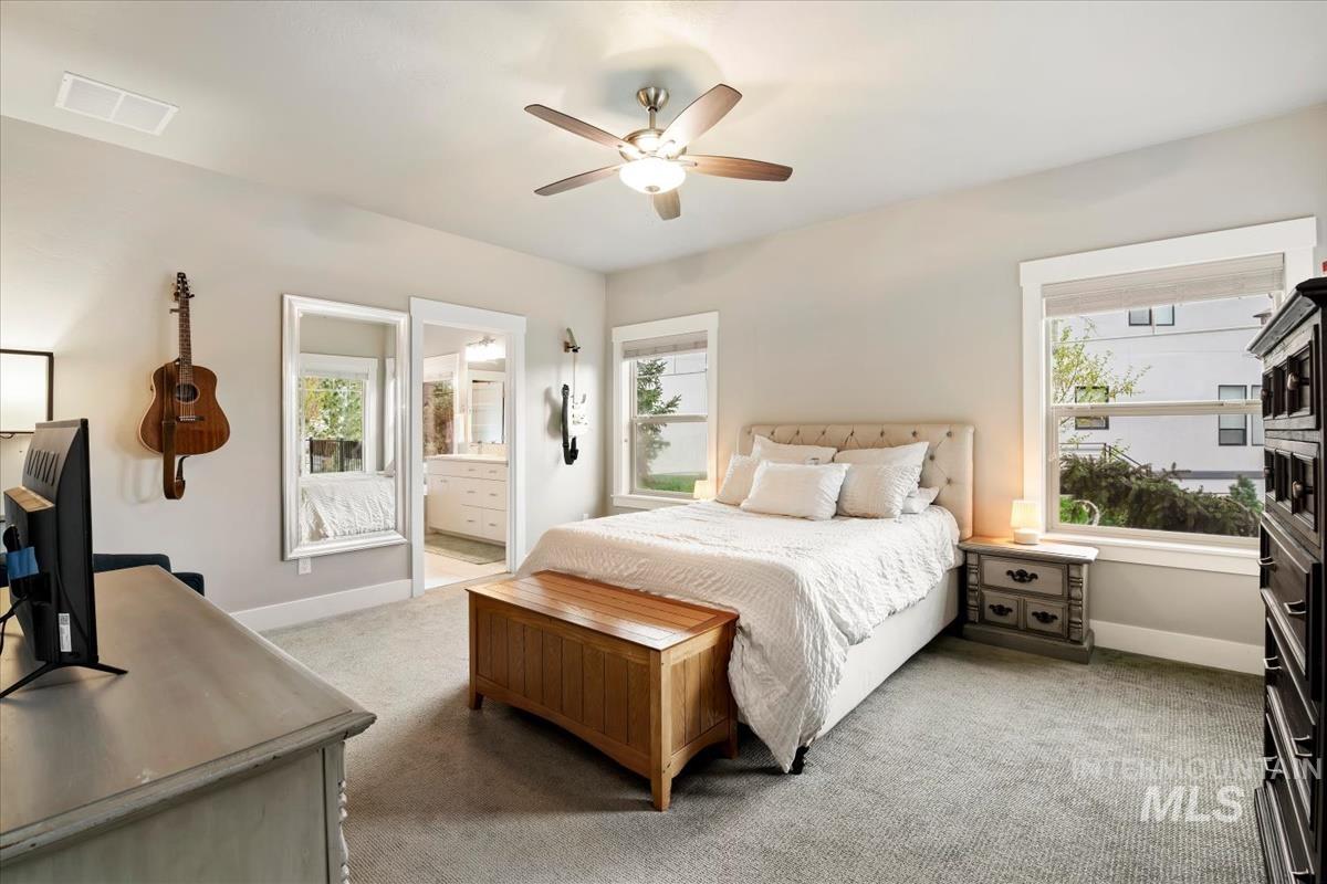 5739 W Hidden Springs Dr., Boise, Idaho 83714, 4 Bedrooms, 3.5 Bathrooms, Residential For Sale, Price $699,000,MLS 98982913