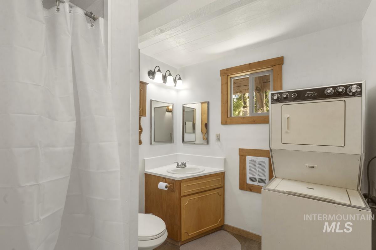 46 Blue Spruce Lane, Cascade, Idaho 83611, 2 Bedrooms, 1 Bathroom, Residential For Sale, Price $525,000, 98982915