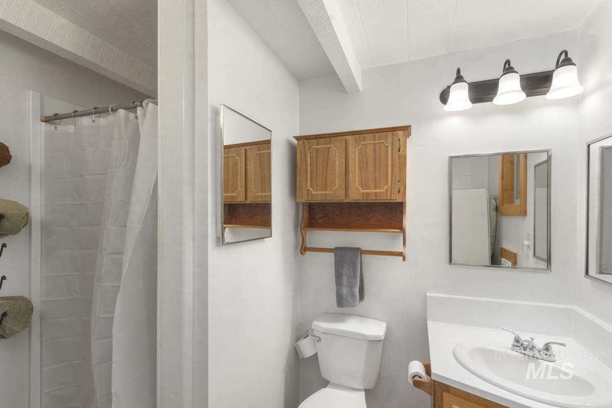 46 Blue Spruce Lane, Cascade, Idaho 83611, 2 Bedrooms, 1 Bathroom, Residential For Sale, Price $525,000, 98982915