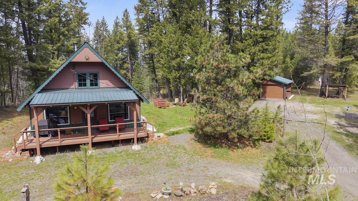46 Blue Spruce Lane, Cascade, Idaho 83611, 2 Bedrooms, 1 Bathroom, Residential For Sale, Price $525,000, 98982915