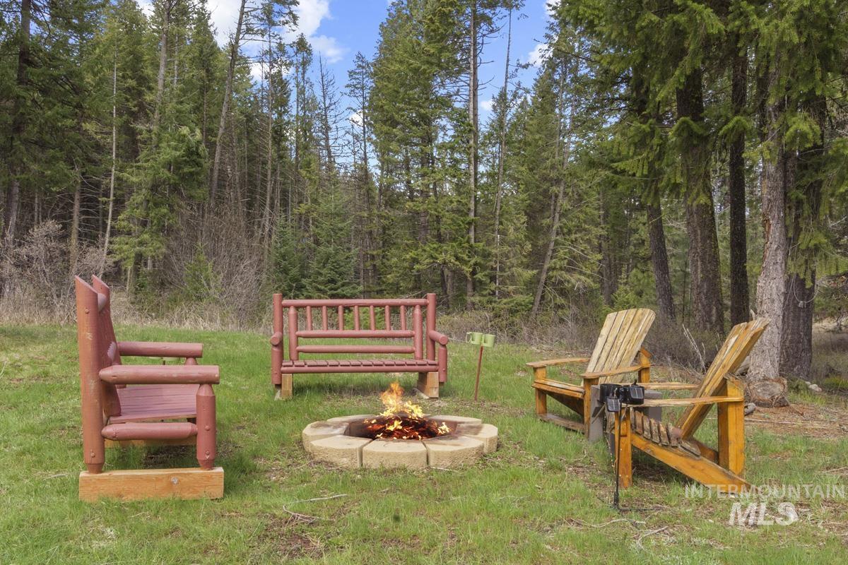 46 Blue Spruce Lane, Cascade, Idaho 83611, 2 Bedrooms, 1 Bathroom, Residential For Sale, Price $525,000, 98982915