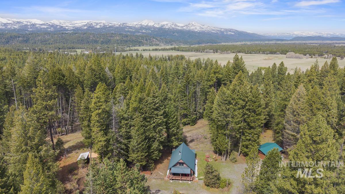 46 Blue Spruce Lane, Cascade, Idaho 83611, 2 Bedrooms, 1 Bathroom, Residential For Sale, Price $525,000, 98982915