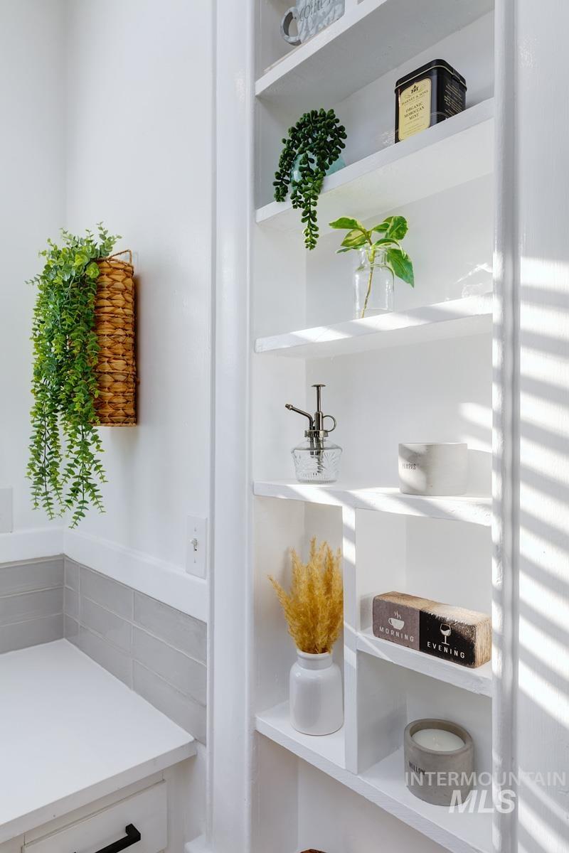 1904 N 16TH St., Boise, Idaho 83702, 2 Bedrooms, 1 Bathroom, Residential For Sale, Price $649,900,MLS 98982917