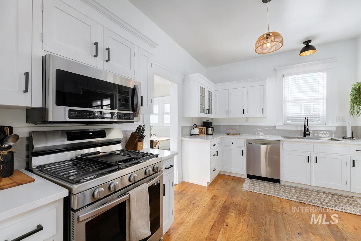 1904 N 16TH St., Boise, Idaho 83702, 2 Bedrooms, 1 Bathroom, Residential For Sale, Price $649,900,MLS 98982917