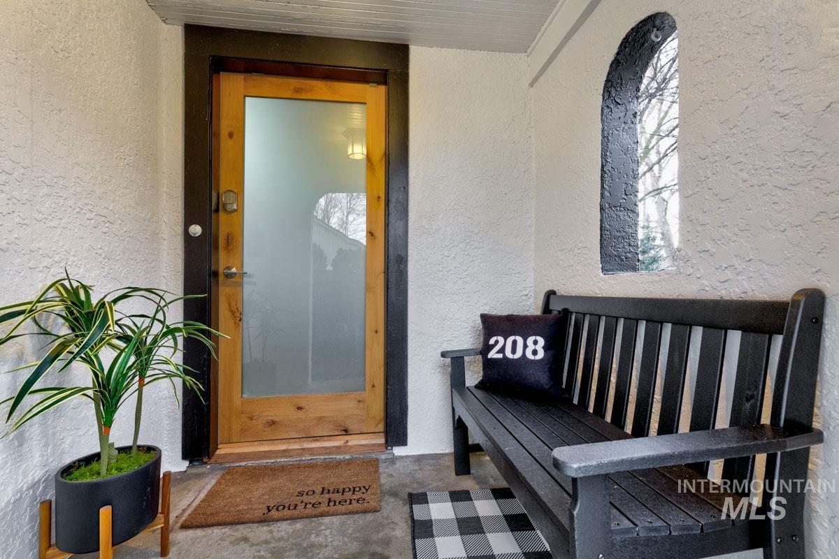 1904 N 16TH St., Boise, Idaho 83702, 2 Bedrooms, 1 Bathroom, Residential For Sale, Price $649,900,MLS 98982917