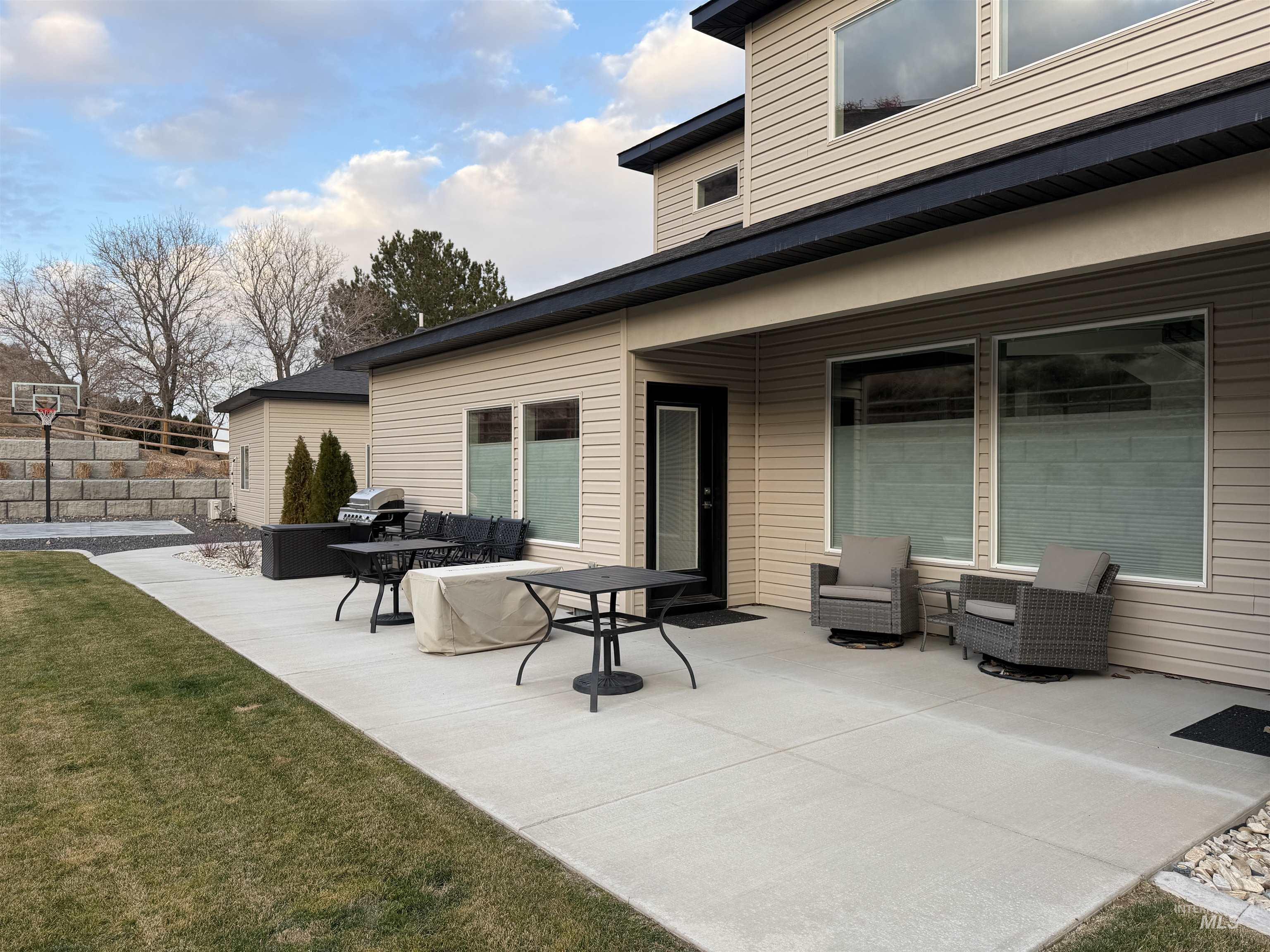 4507 Hidden Canyon Lane, Buhl, Idaho 83316, 4 Bedrooms, 3 Bathrooms, Residential For Sale, Price $699,000,MLS 98982918