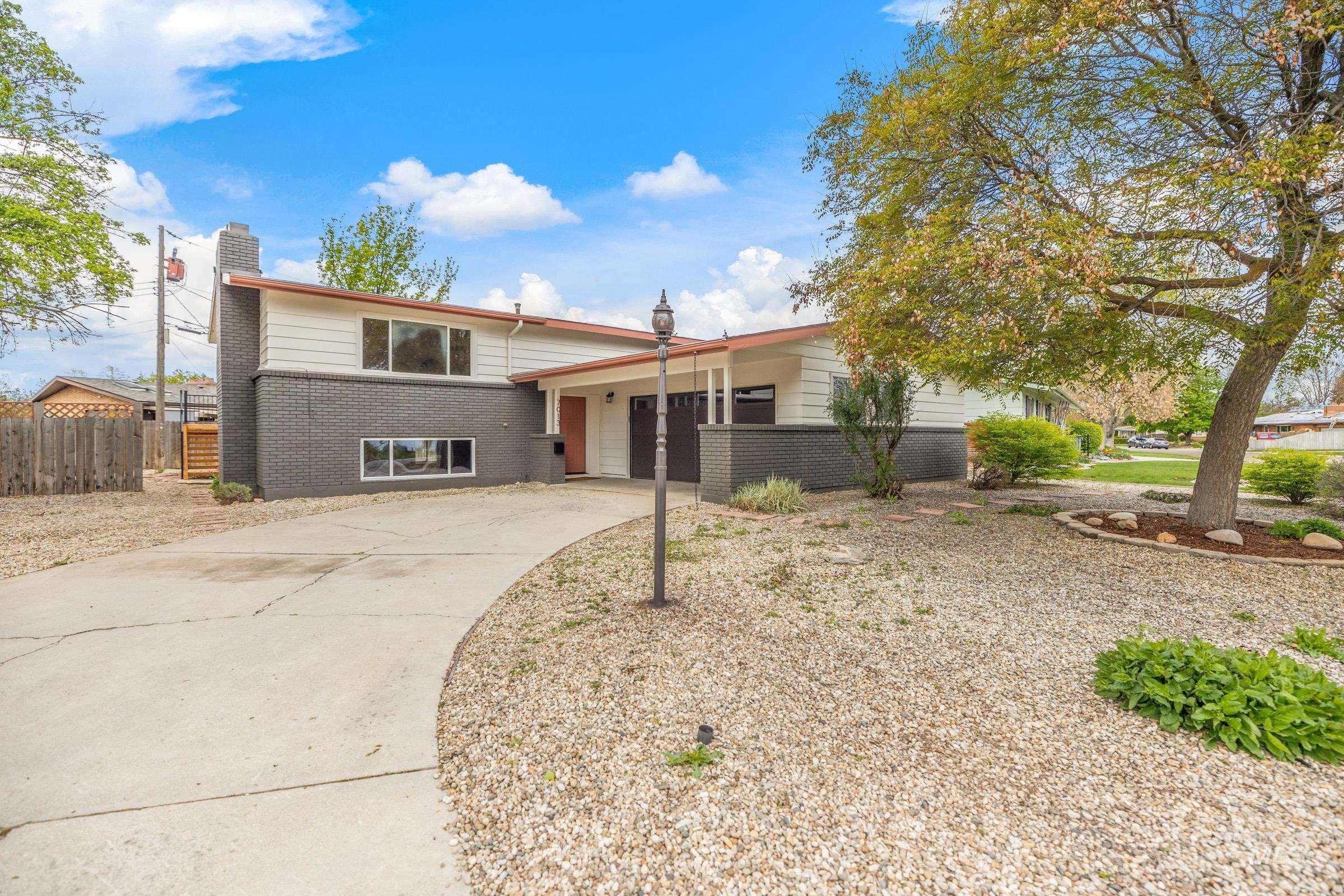 7013 W Rosewood Dr, Boise, Idaho 83709, 3 Bedrooms, 2 Bathrooms, Residential For Sale, Price $599,900, 98982921