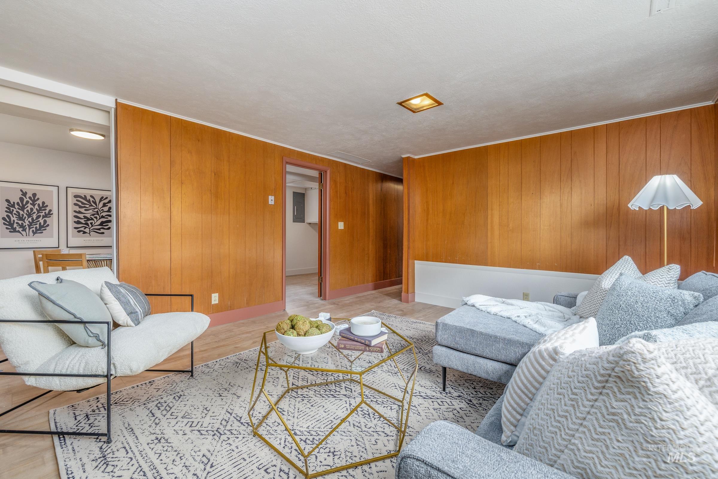 7013 W Rosewood Dr, Boise, Idaho 83709, 3 Bedrooms, 2 Bathrooms, Residential For Sale, Price $599,900, 98982921