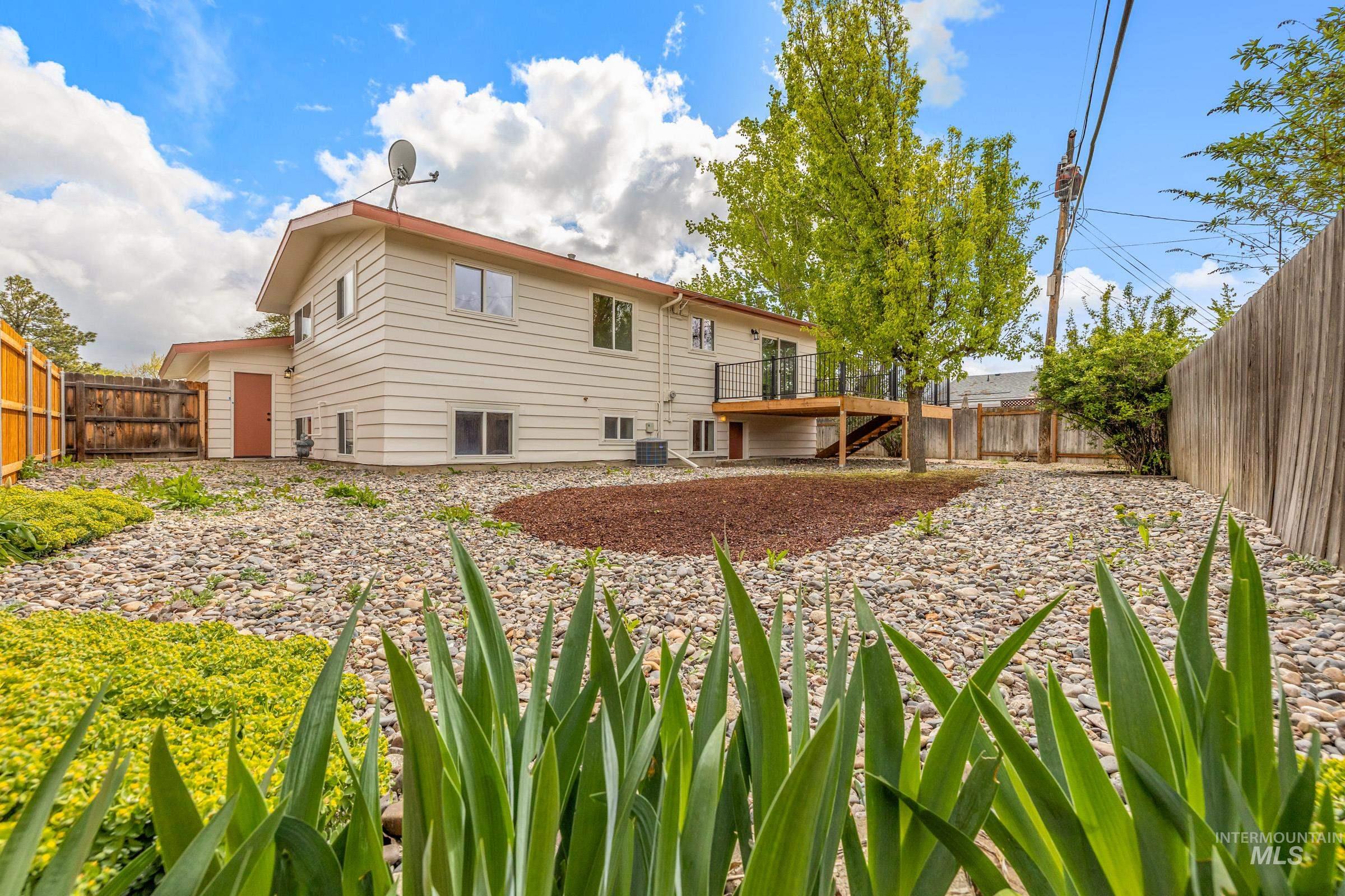 7013 W Rosewood Dr, Boise, Idaho 83709, 3 Bedrooms, 2 Bathrooms, Residential For Sale, Price $599,900, 98982921