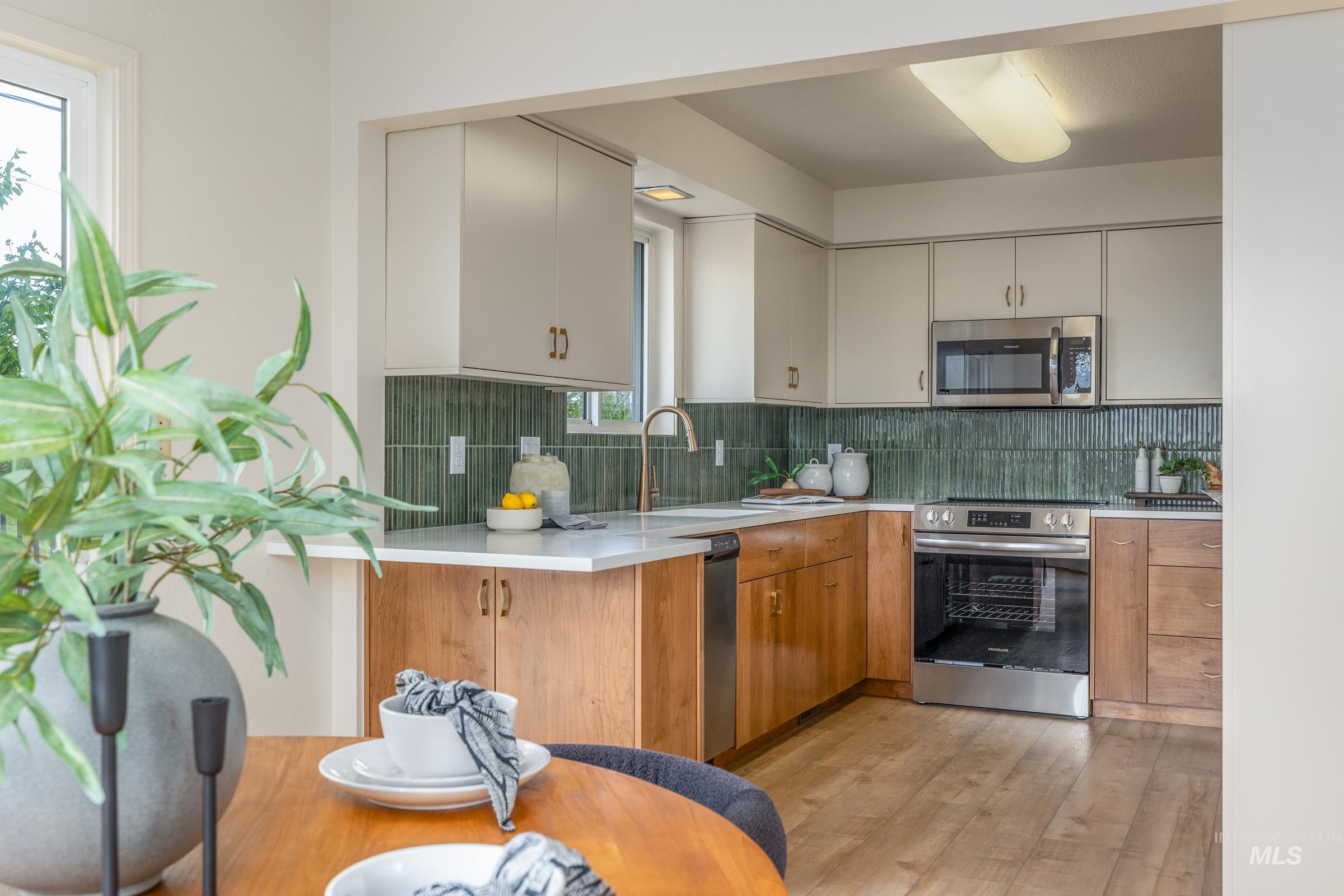 7013 W Rosewood Dr, Boise, Idaho 83709, 3 Bedrooms, 2 Bathrooms, Residential For Sale, Price $599,900, 98982921