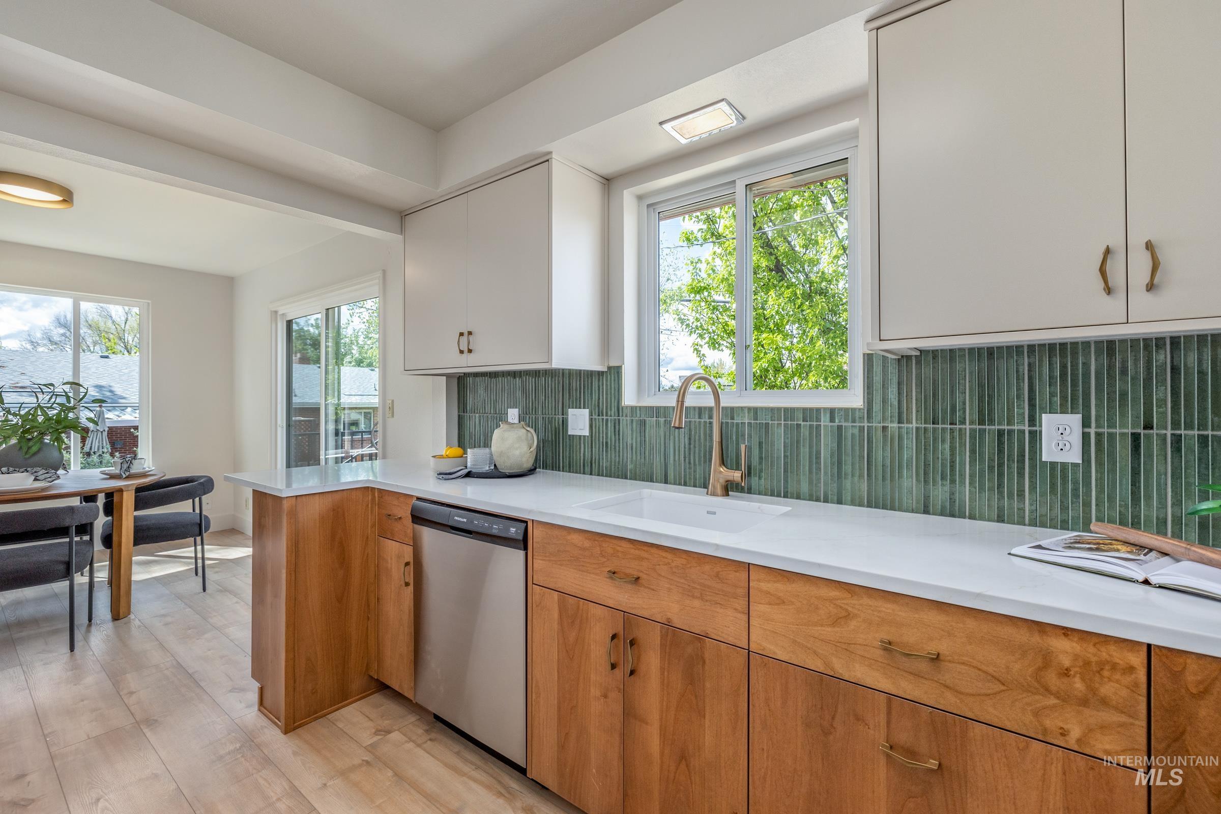 7013 W Rosewood Dr, Boise, Idaho 83709, 3 Bedrooms, 2 Bathrooms, Residential For Sale, Price $599,900, 98982921