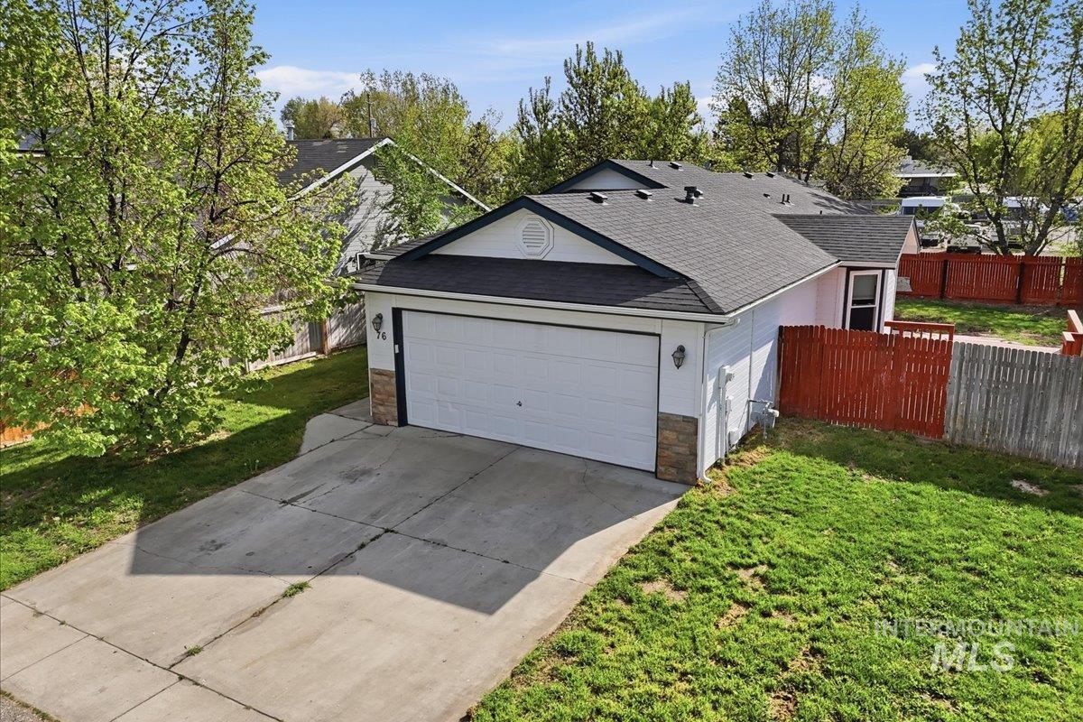 76 S Chase St, Nampa, Idaho 83687, 3 Bedrooms, 2 Bathrooms, Residential For Sale, Price $350,000, 98982922
