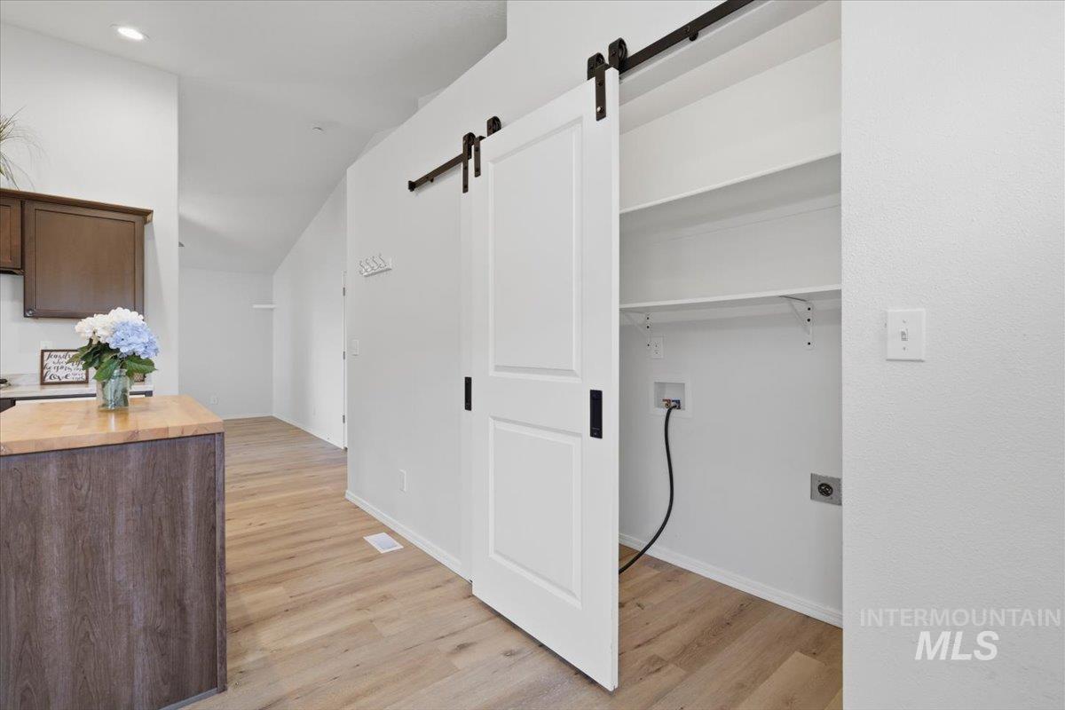 76 S Chase St, Nampa, Idaho 83687, 3 Bedrooms, 2 Bathrooms, Residential For Sale, Price $350,000, 98982922