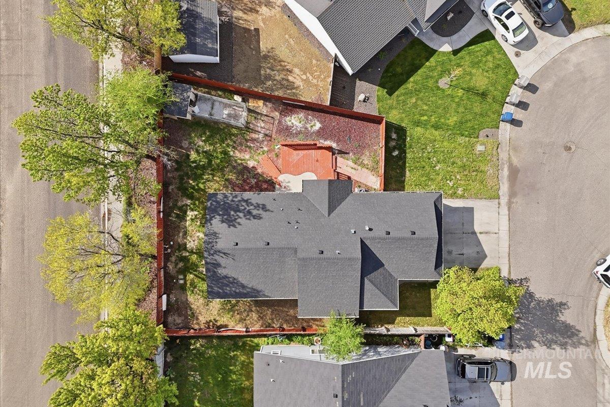 76 S Chase St, Nampa, Idaho 83687, 3 Bedrooms, 2 Bathrooms, Residential For Sale, Price $350,000, 98982922