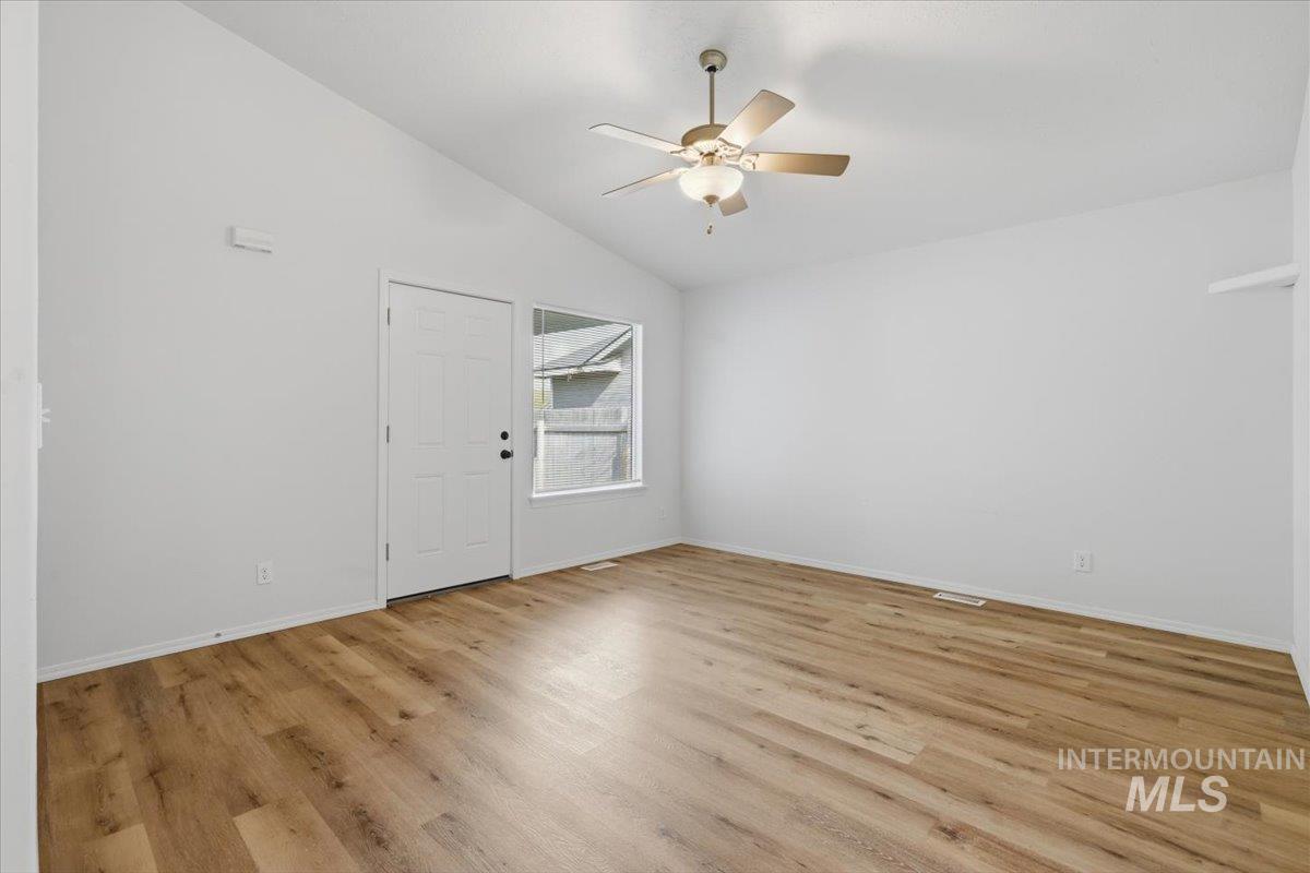 76 S Chase St, Nampa, Idaho 83687, 3 Bedrooms, 2 Bathrooms, Residential For Sale, Price $350,000, 98982922