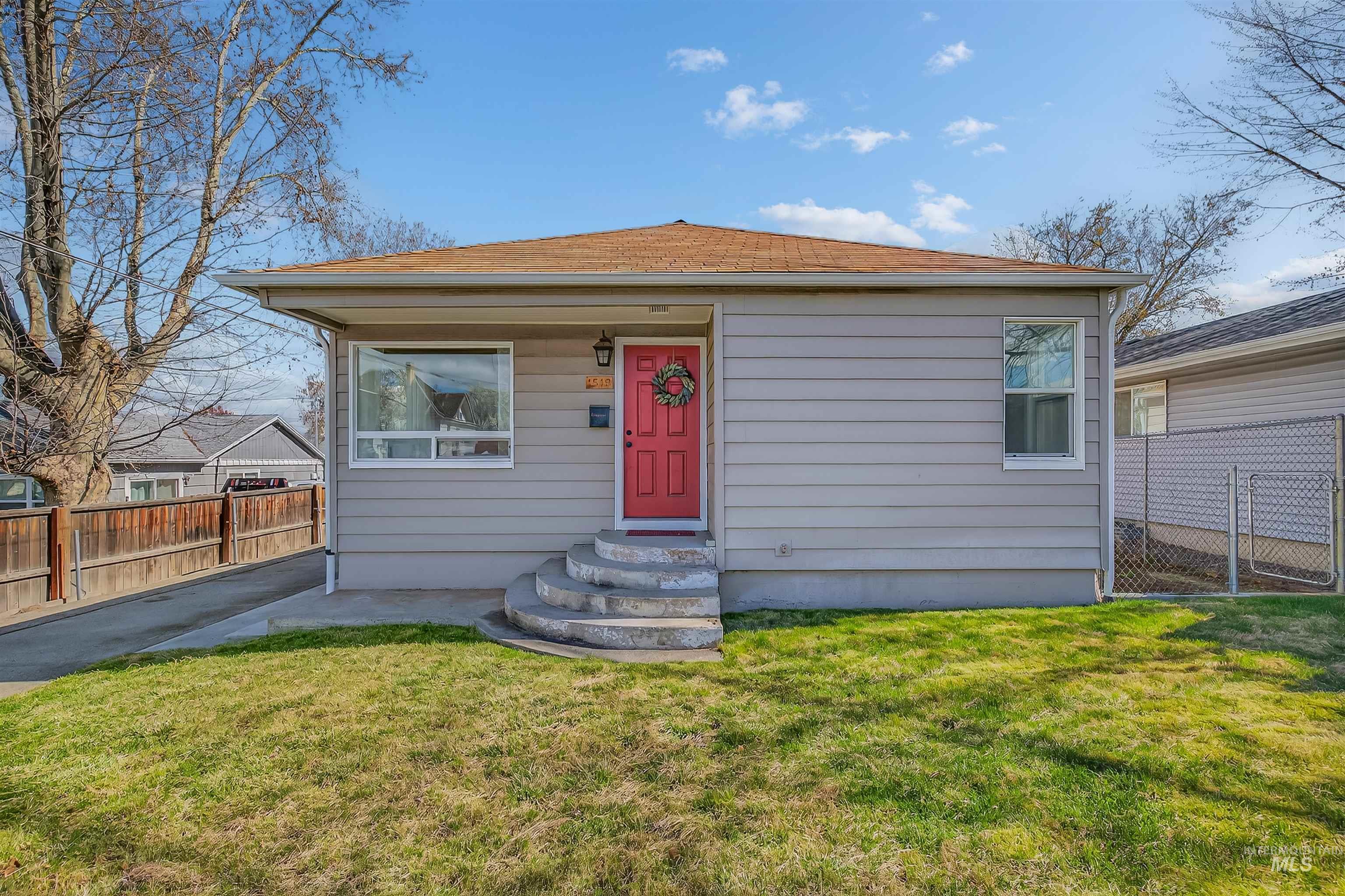 1519 17th St, Lewiston, Idaho 83501, 4 Bedrooms, 2 Bathrooms, Residential For Sale, Price $349,000, 98982923