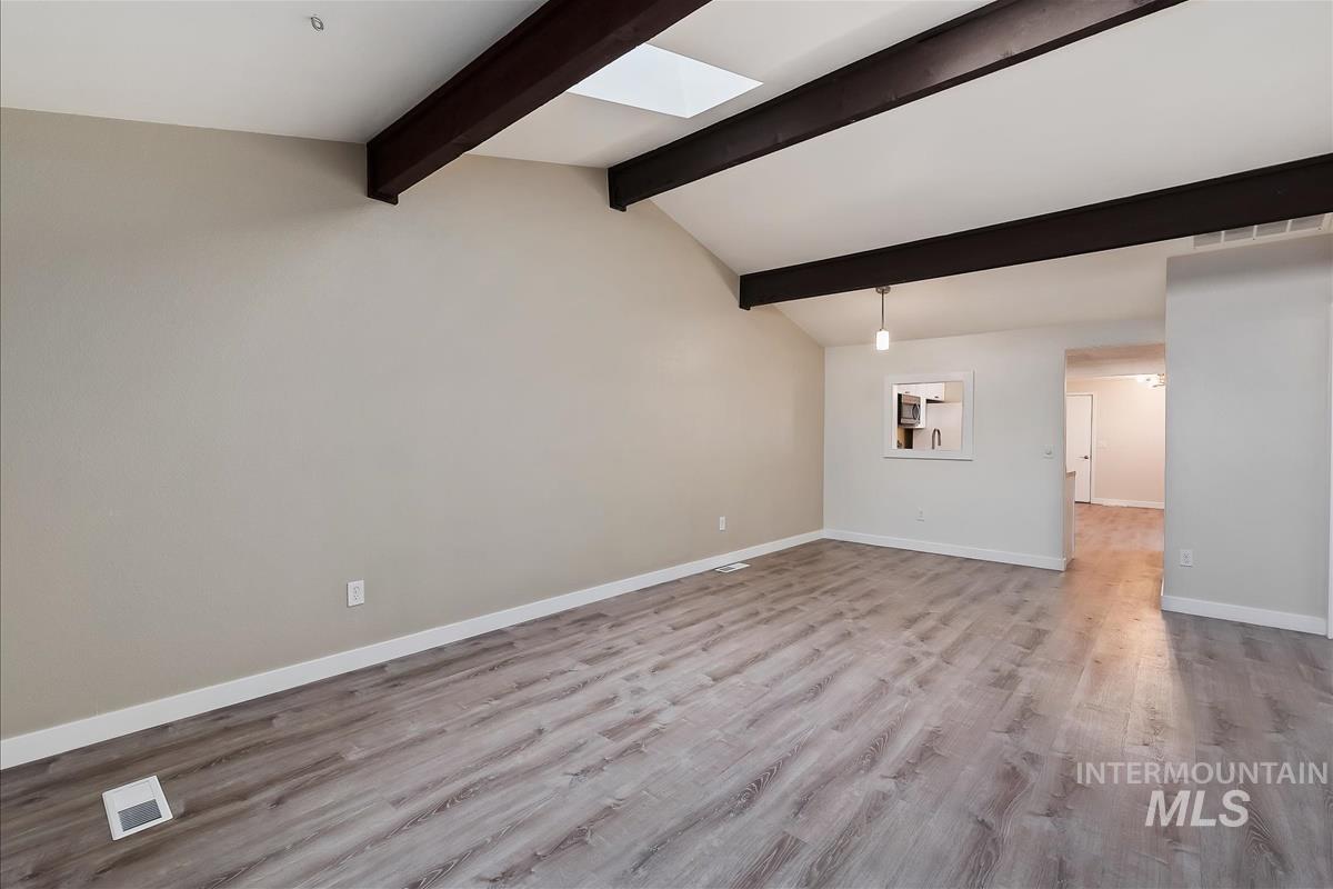 968 N Camelot Dr, Boise, Idaho 83704, 3 Bedrooms, 2 Bathrooms, Residential For Sale, Price $381,000, 98982929