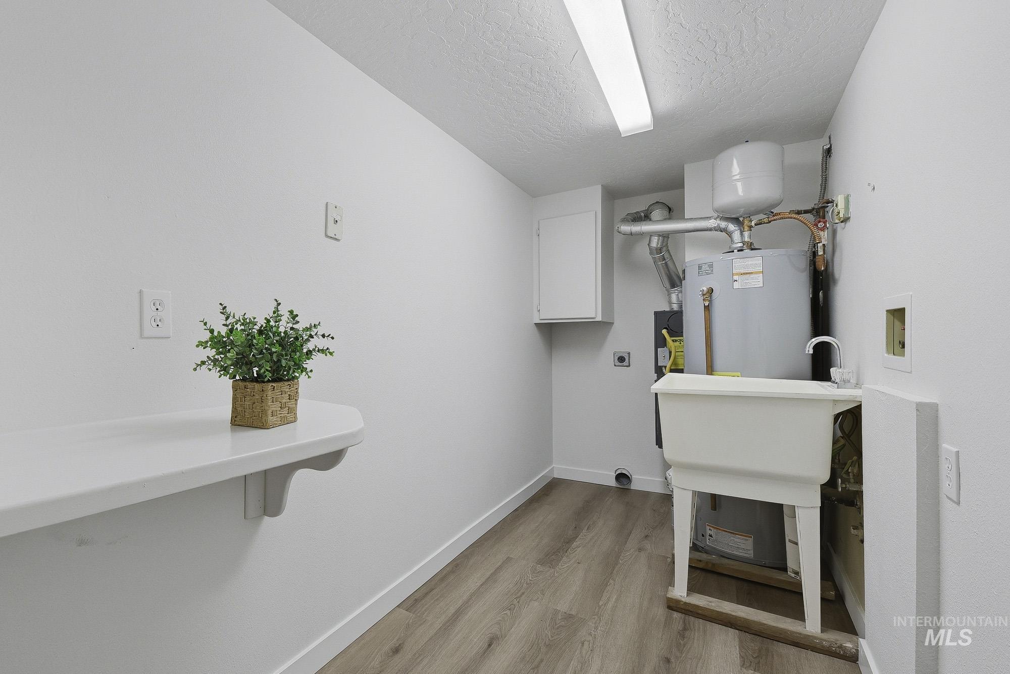 1912 5th St South, Nampa, Idaho 83651, 3 Bedrooms, 2 Bathrooms, Residential For Sale, Price $315,000,MLS 98982930