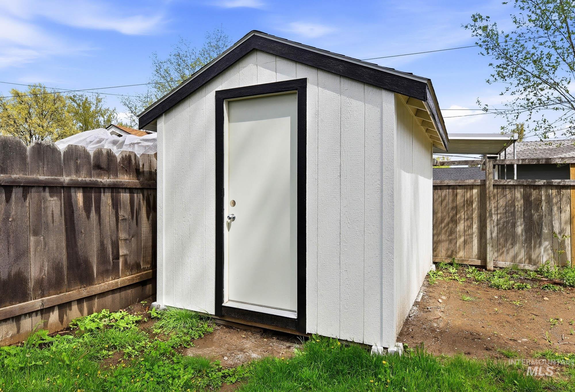 1912 5th St South, Nampa, Idaho 83651, 3 Bedrooms, 2 Bathrooms, Residential For Sale, Price $315,000,MLS 98982930