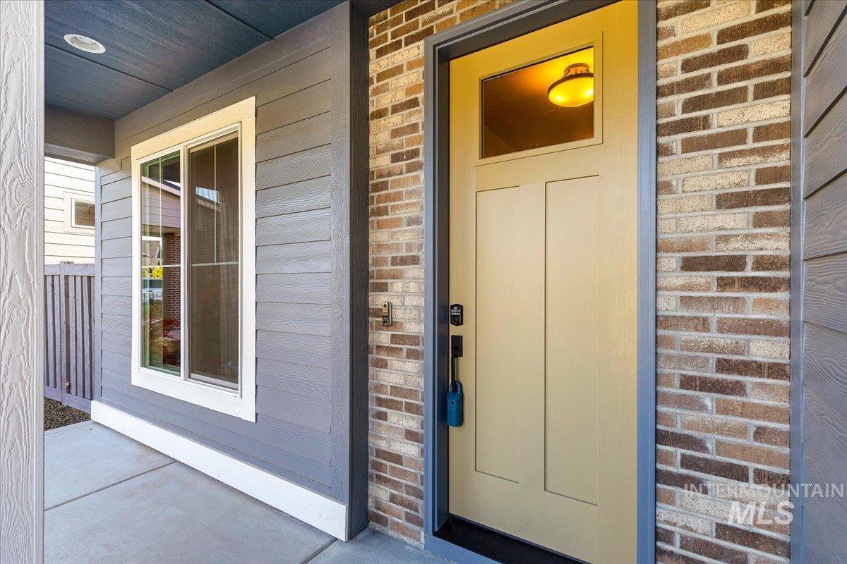 18329 Arch Haven Way, Nampa, Idaho 83687, 5 Bedrooms, 2.5 Bathrooms, Residential For Sale, Price $529,900,MLS 98982933