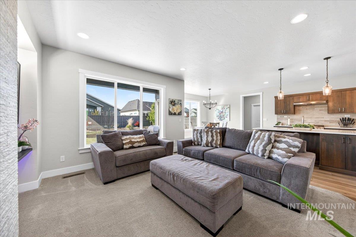18329 Arch Haven Way, Nampa, Idaho 83687, 5 Bedrooms, 2.5 Bathrooms, Residential For Sale, Price $529,900,MLS 98982933