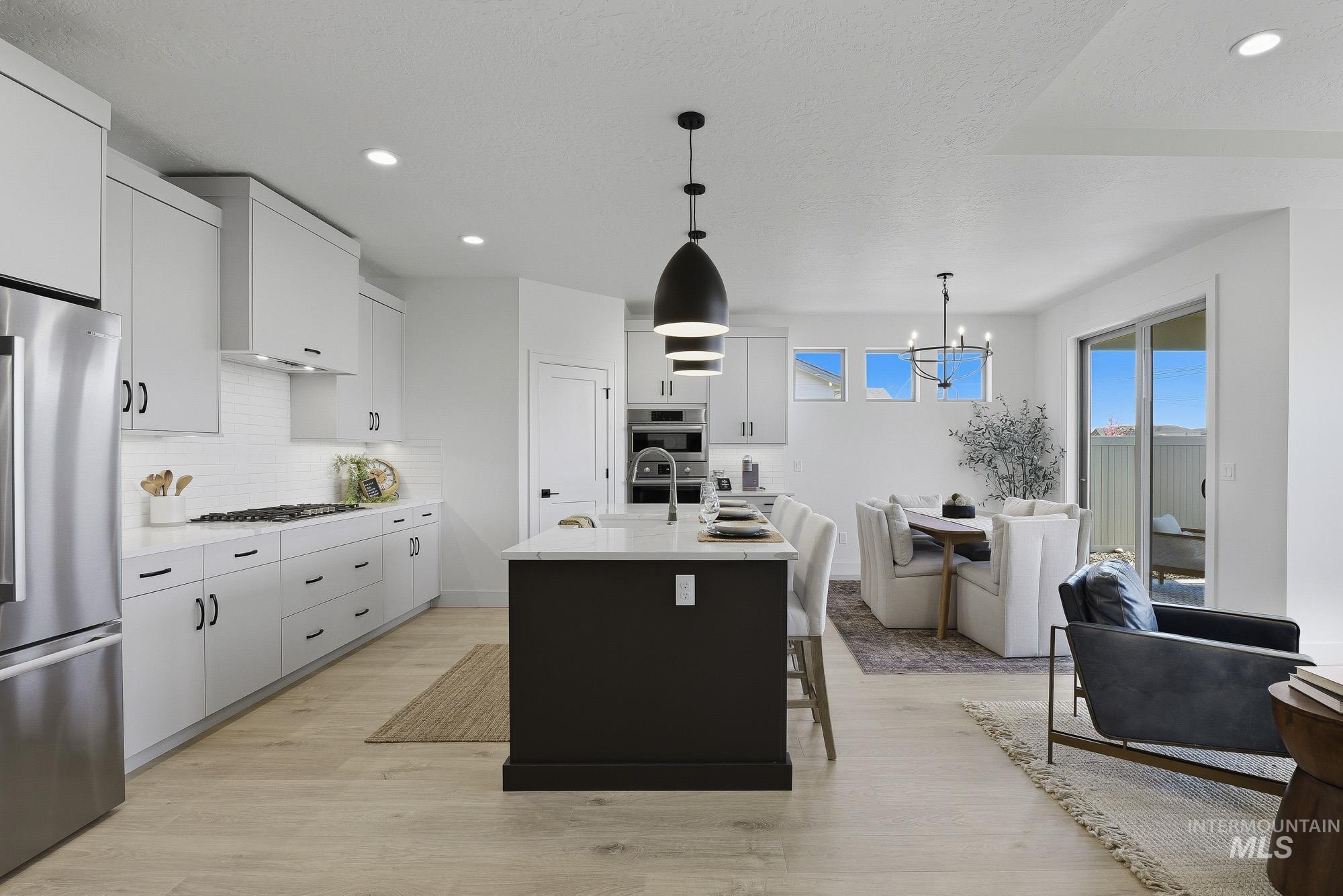 9685 W Snow Wolf Ln, Star, Idaho 83669, 4 Bedrooms, 2.5 Bathrooms, Residential For Sale, Price $669,900,MLS 98982934