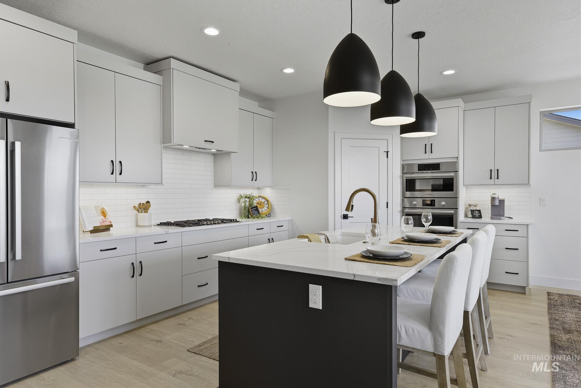 9685 W Snow Wolf Ln, Star, Idaho 83669, 4 Bedrooms, 2.5 Bathrooms, Residential For Sale, Price $669,900,MLS 98982934