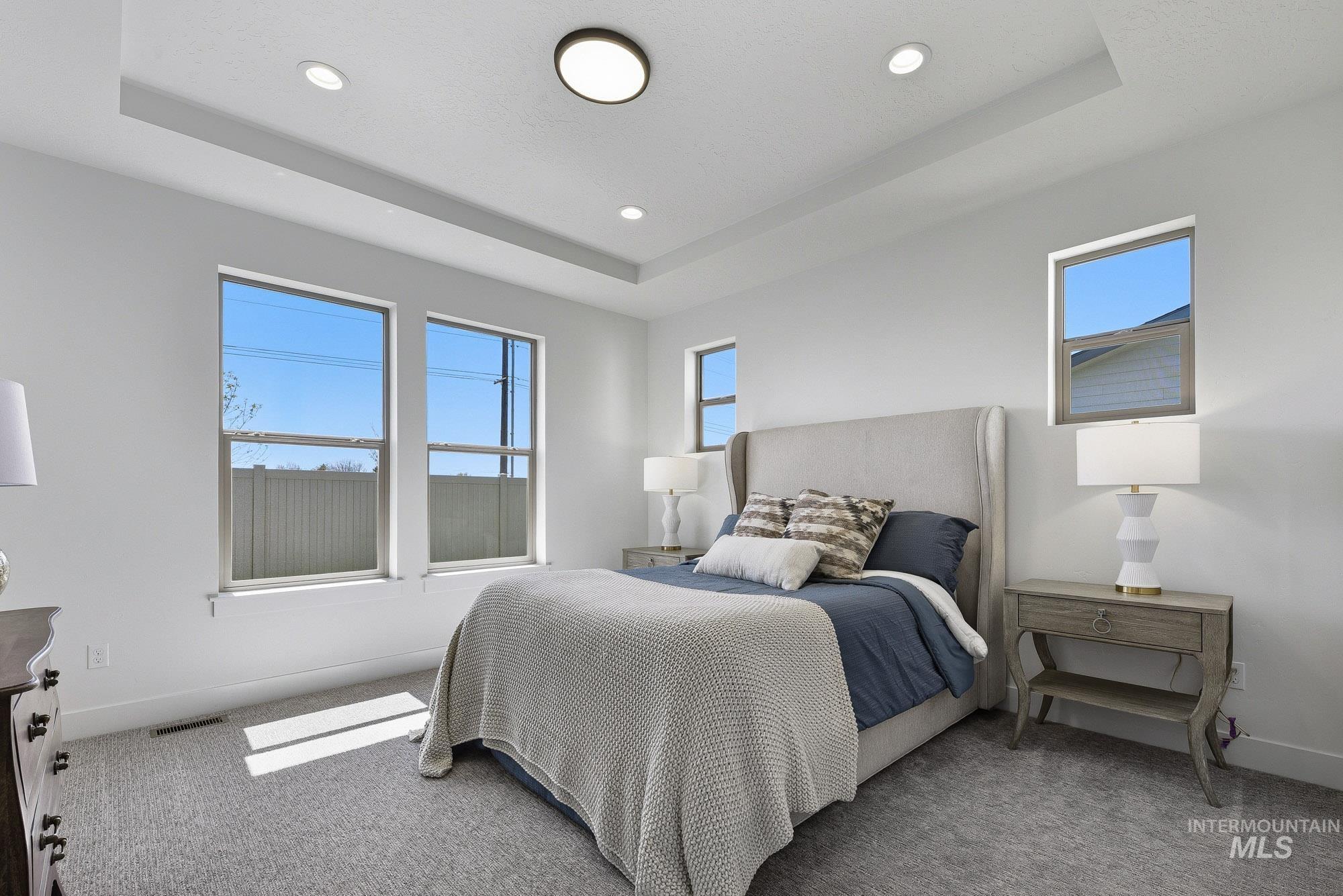 9685 W Snow Wolf Ln, Star, Idaho 83669, 4 Bedrooms, 2.5 Bathrooms, Residential For Sale, Price $669,900,MLS 98982934