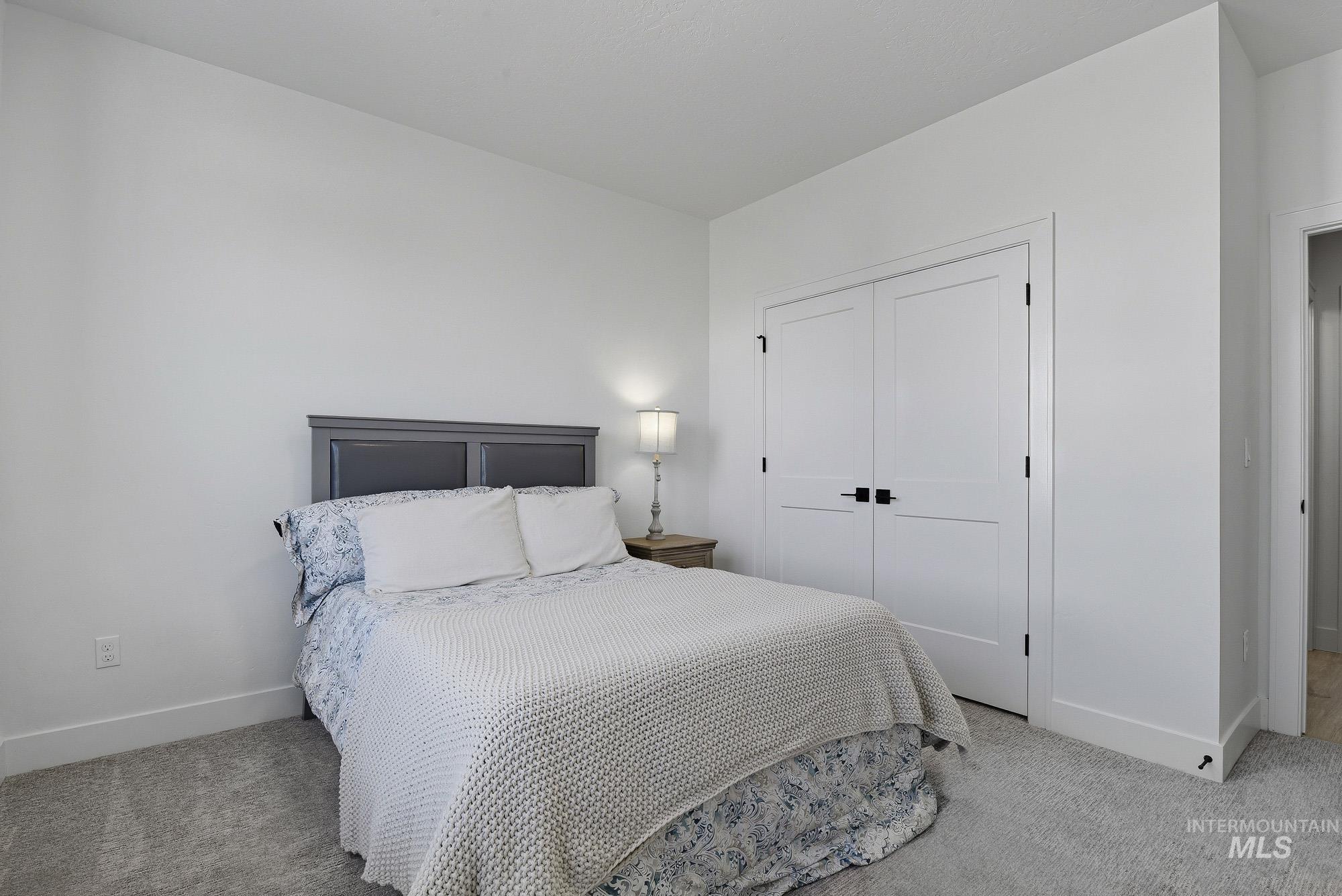 9685 W Snow Wolf Ln, Star, Idaho 83669, 4 Bedrooms, 2.5 Bathrooms, Residential For Sale, Price $669,900,MLS 98982934