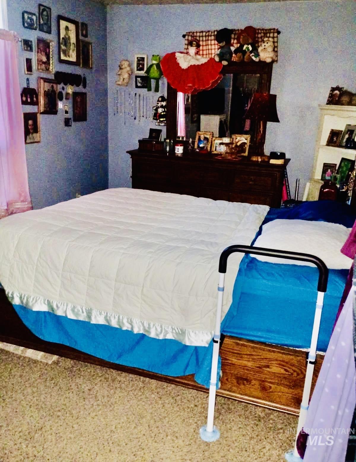 128 9th Ave N, Nampa, Idaho 83687, 2 Bedrooms, 1 Bathroom, Residential Income For Sale, Price $249,900,MLS 98982939