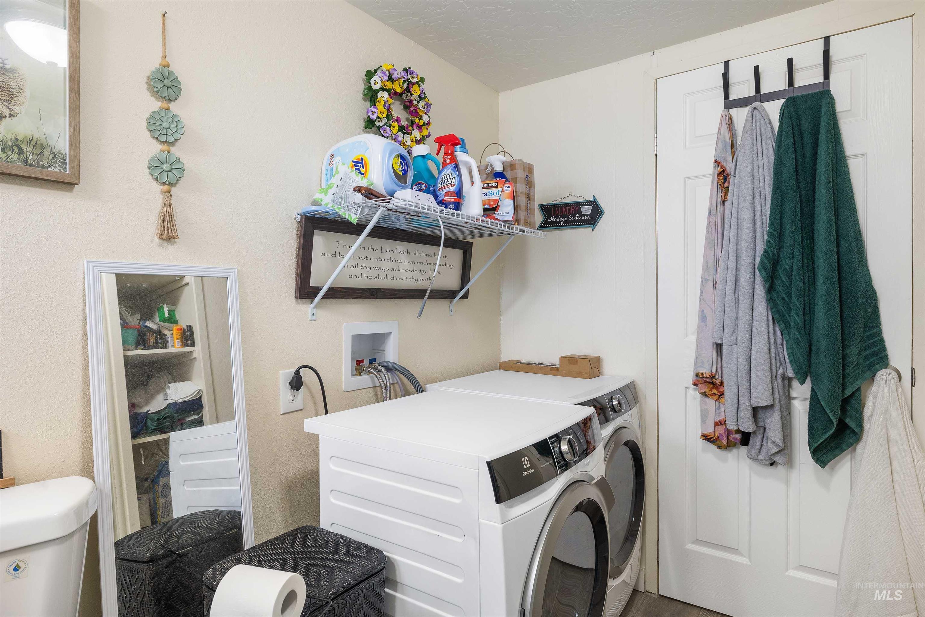 198 South Hills Rd #116, Twin Falls, Idaho 83301, 3 Bedrooms, 1 Bathroom, Residential For Sale, Price $70,000,MLS 98982943