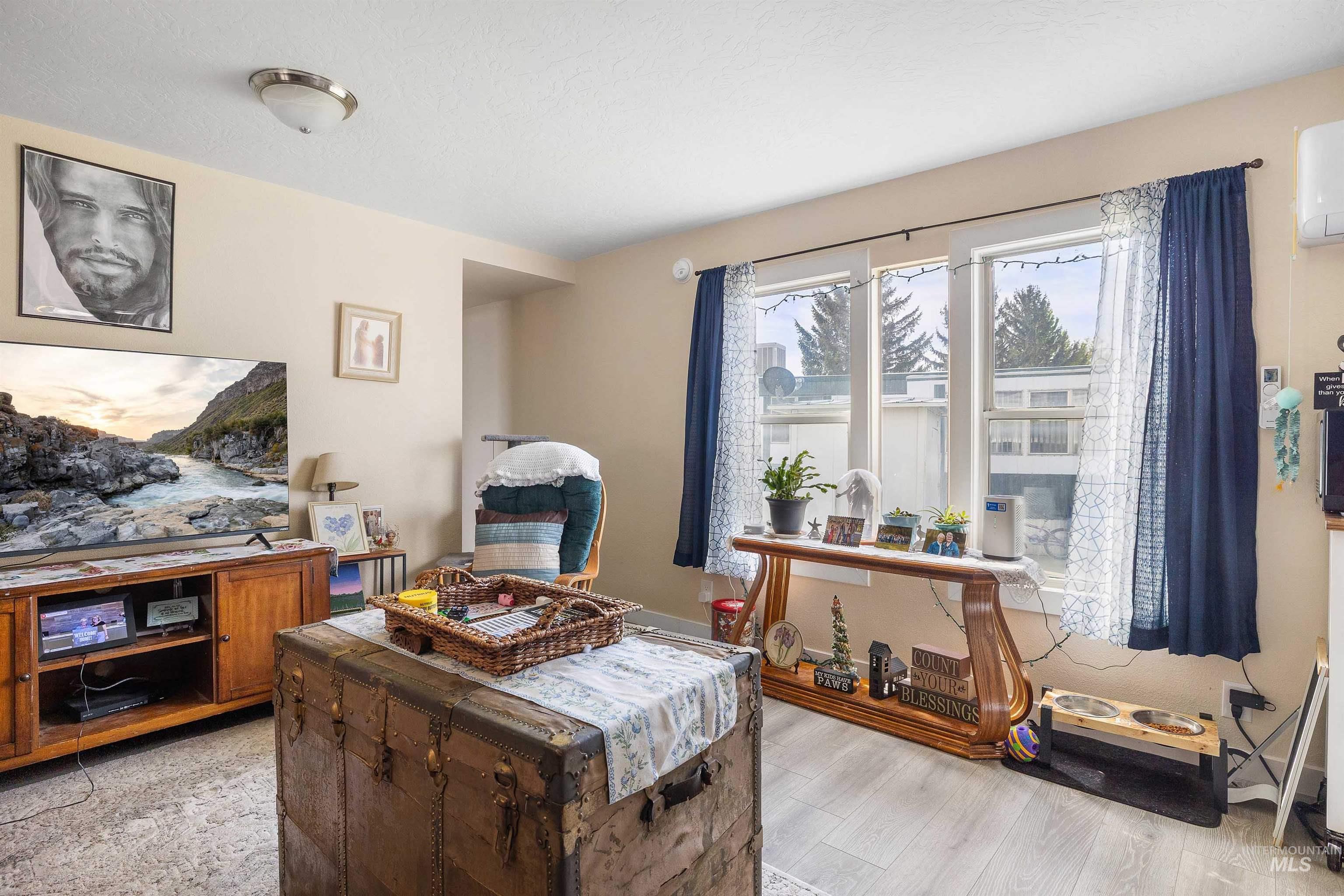 198 South Hills Rd #116, Twin Falls, Idaho 83301, 3 Bedrooms, 1 Bathroom, Residential For Sale, Price $70,000,MLS 98982943