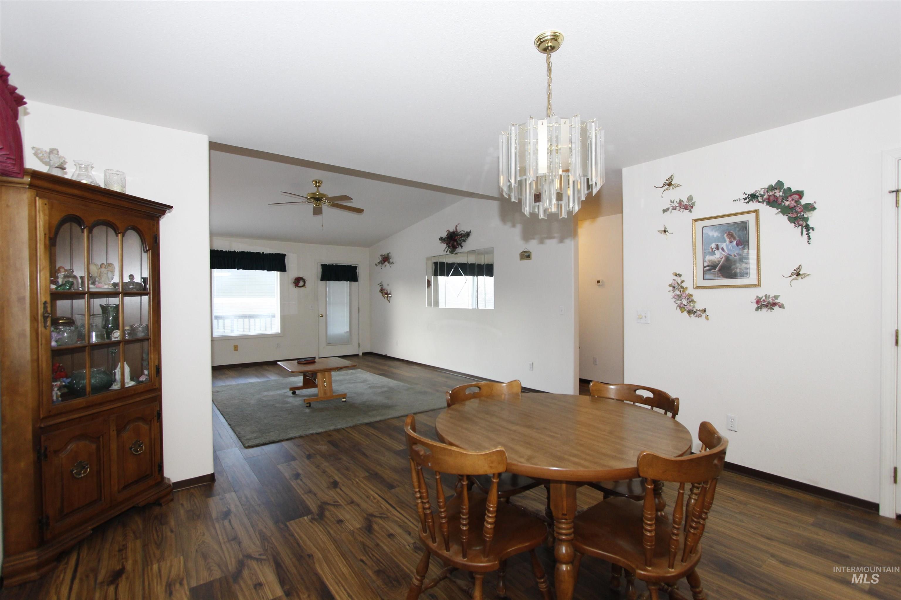 923 Stewart Ave, Lewiston, Idaho 83501, 2 Bedrooms, 2 Bathrooms, Residential For Sale, Price $325,000,MLS 98982945