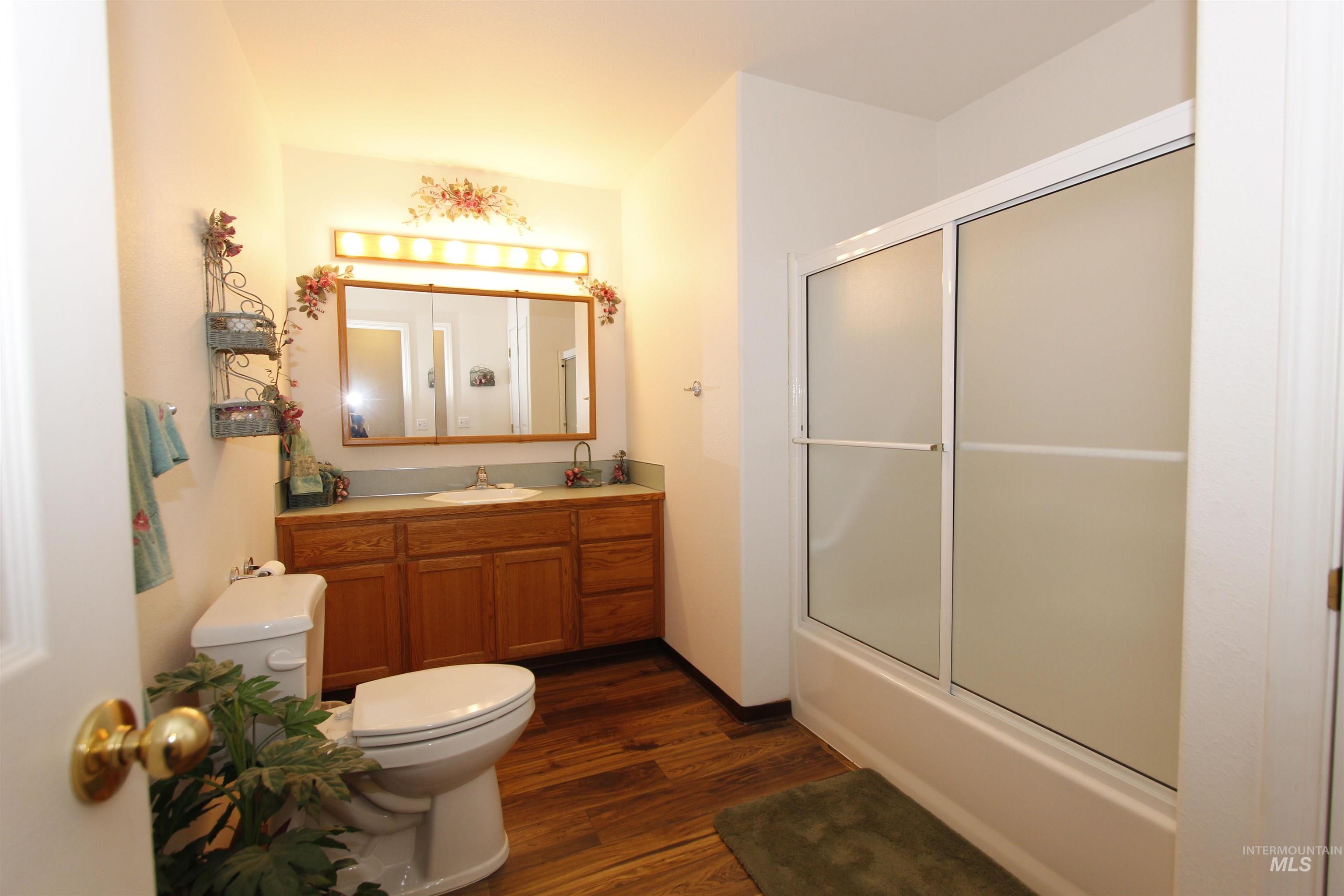 923 Stewart Ave, Lewiston, Idaho 83501, 2 Bedrooms, 2 Bathrooms, Residential For Sale, Price $325,000,MLS 98982945