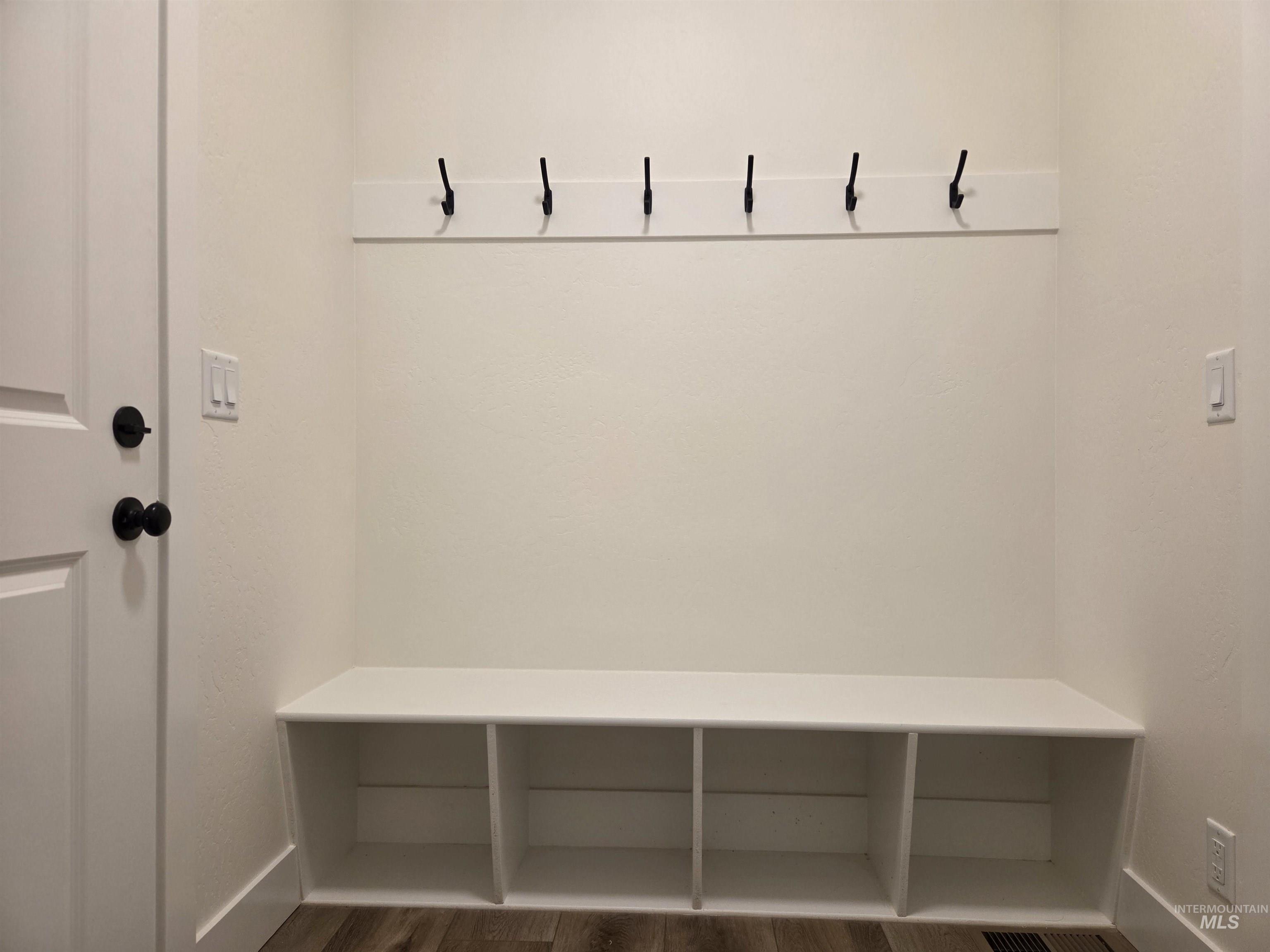 1117 Moss Avenue, Rupert, Idaho 83350, 4 Bedrooms, 2 Bathrooms, Residential For Sale, Price $419,999,MLS 98982946