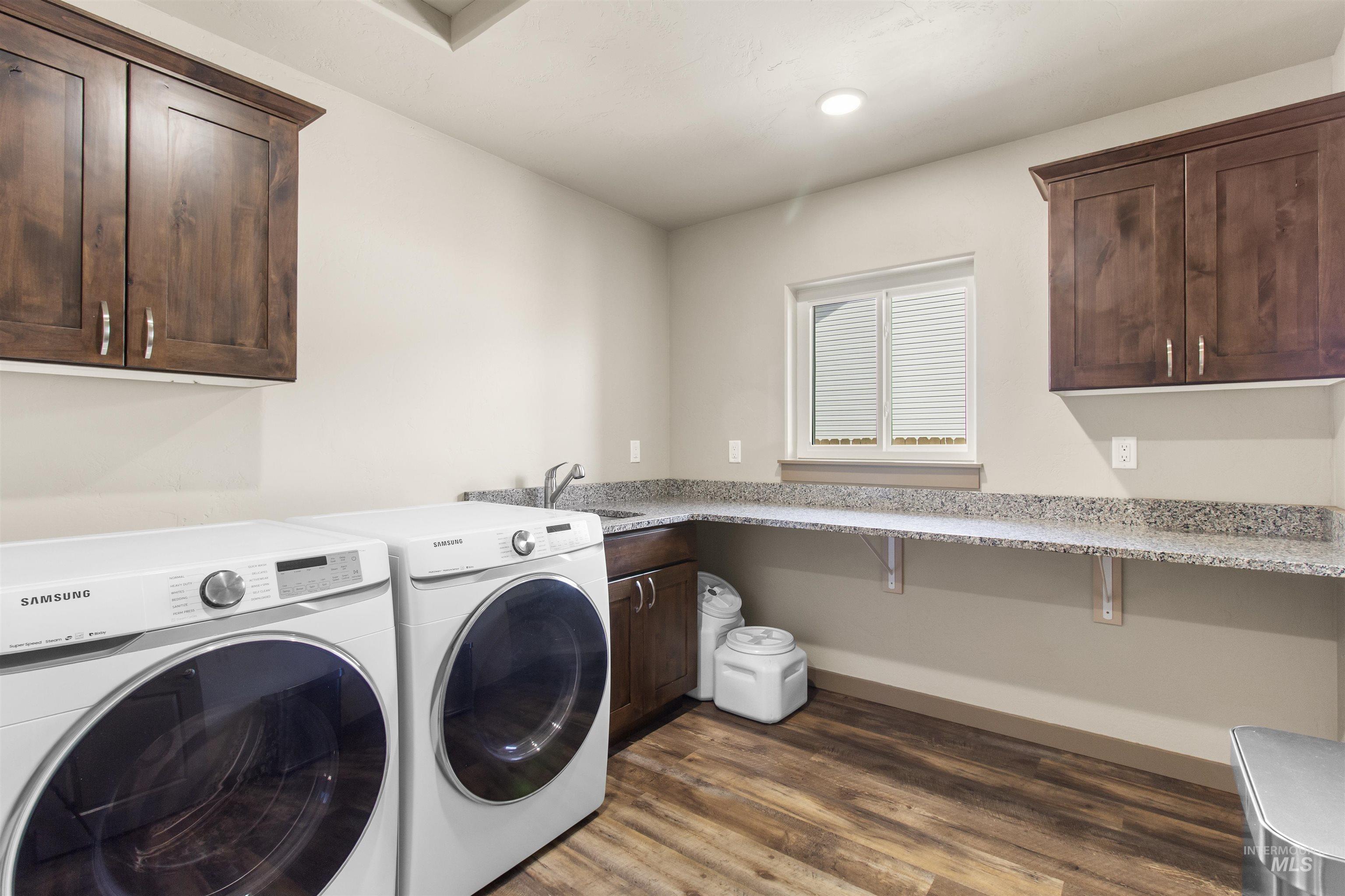 330 Greenfield Way., Carey, Idaho 83320, 3 Bedrooms, 2 Bathrooms, Residential For Sale, Price $619,500,MLS 98982951