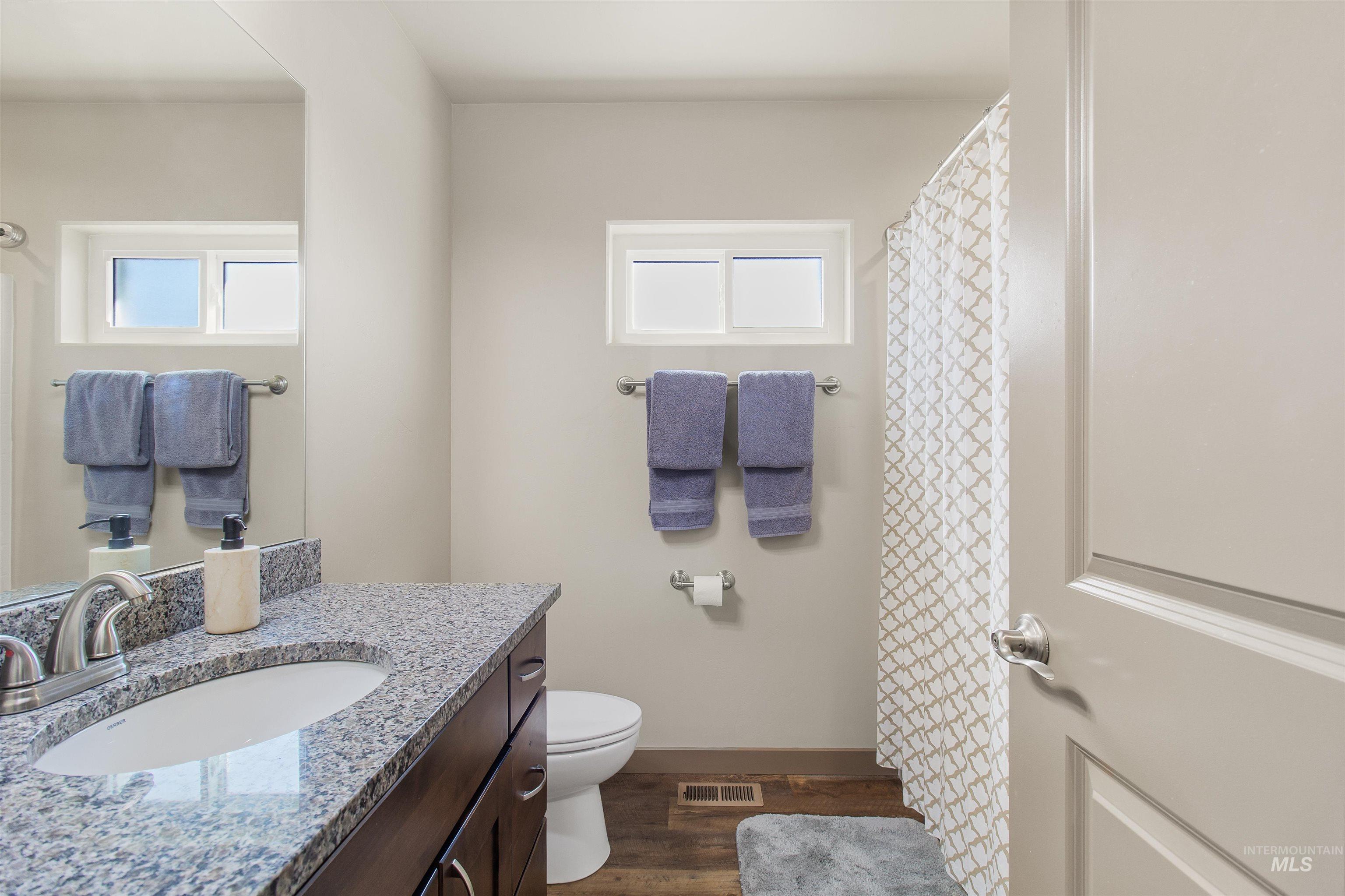 330 Greenfield Way., Carey, Idaho 83320, 3 Bedrooms, 2 Bathrooms, Residential For Sale, Price $619,500,MLS 98982951