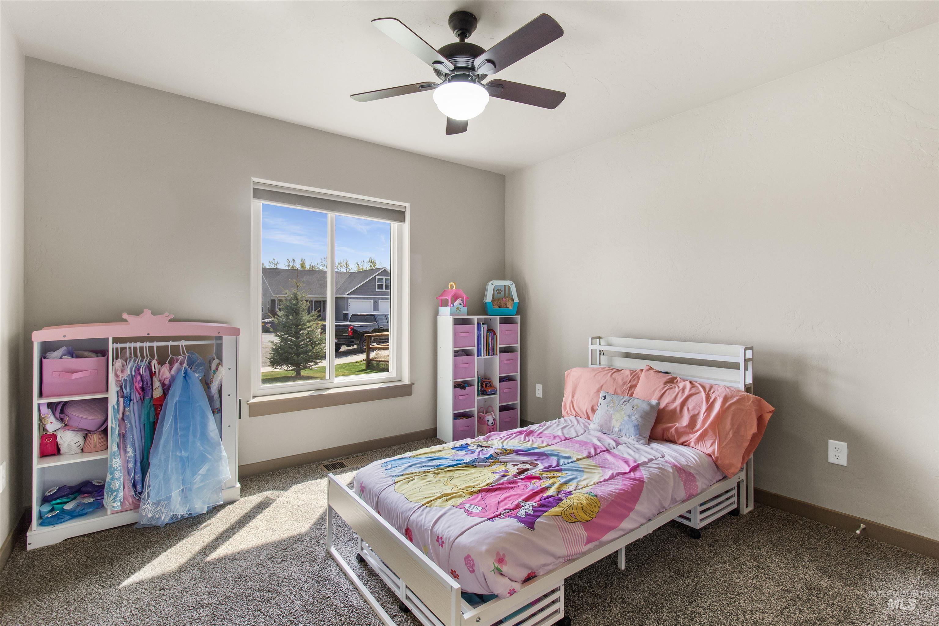 330 Greenfield Way., Carey, Idaho 83320, 3 Bedrooms, 2 Bathrooms, Residential For Sale, Price $619,500,MLS 98982951