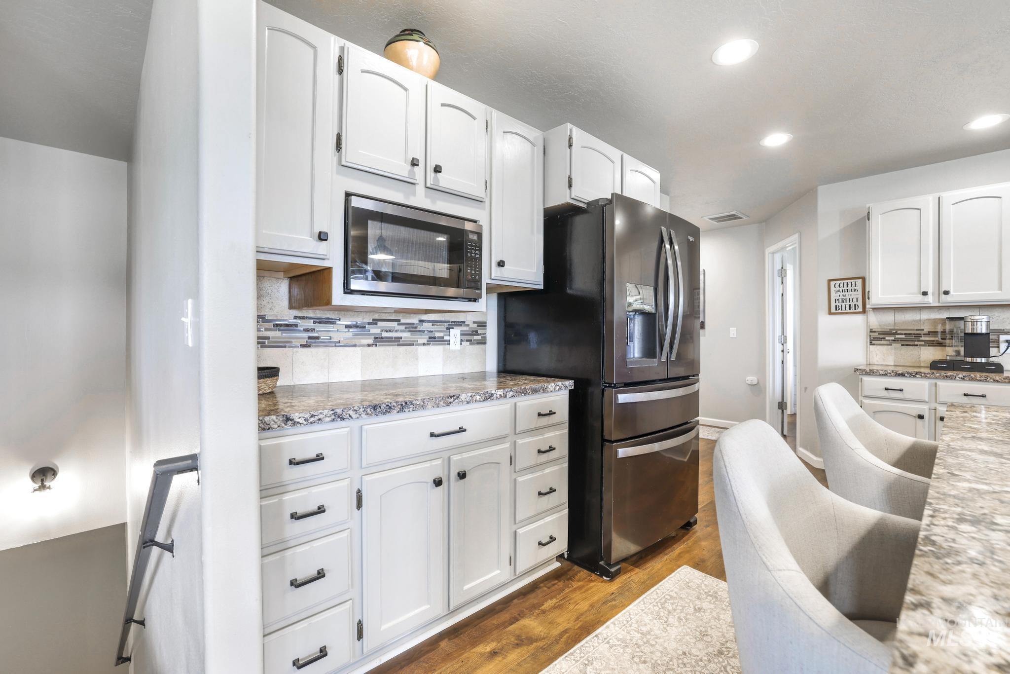 2324 Garey Ln, Filer, Idaho 83328-5543, 4 Bedrooms, 3 Bathrooms, Residential For Sale, Price $612,500,MLS 98982954