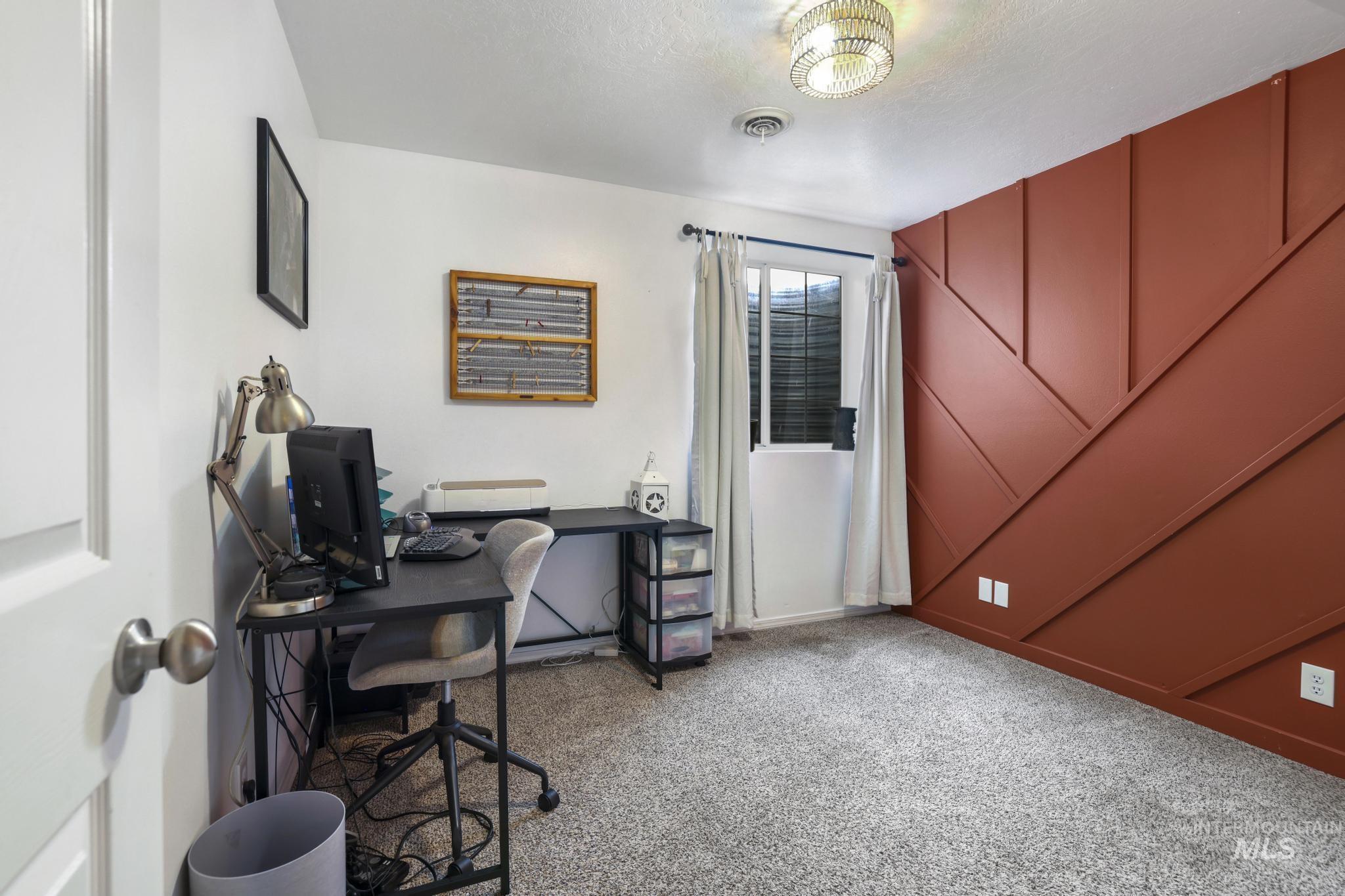 2324 Garey Ln, Filer, Idaho 83328-5543, 4 Bedrooms, 3 Bathrooms, Residential For Sale, Price $612,500,MLS 98982954