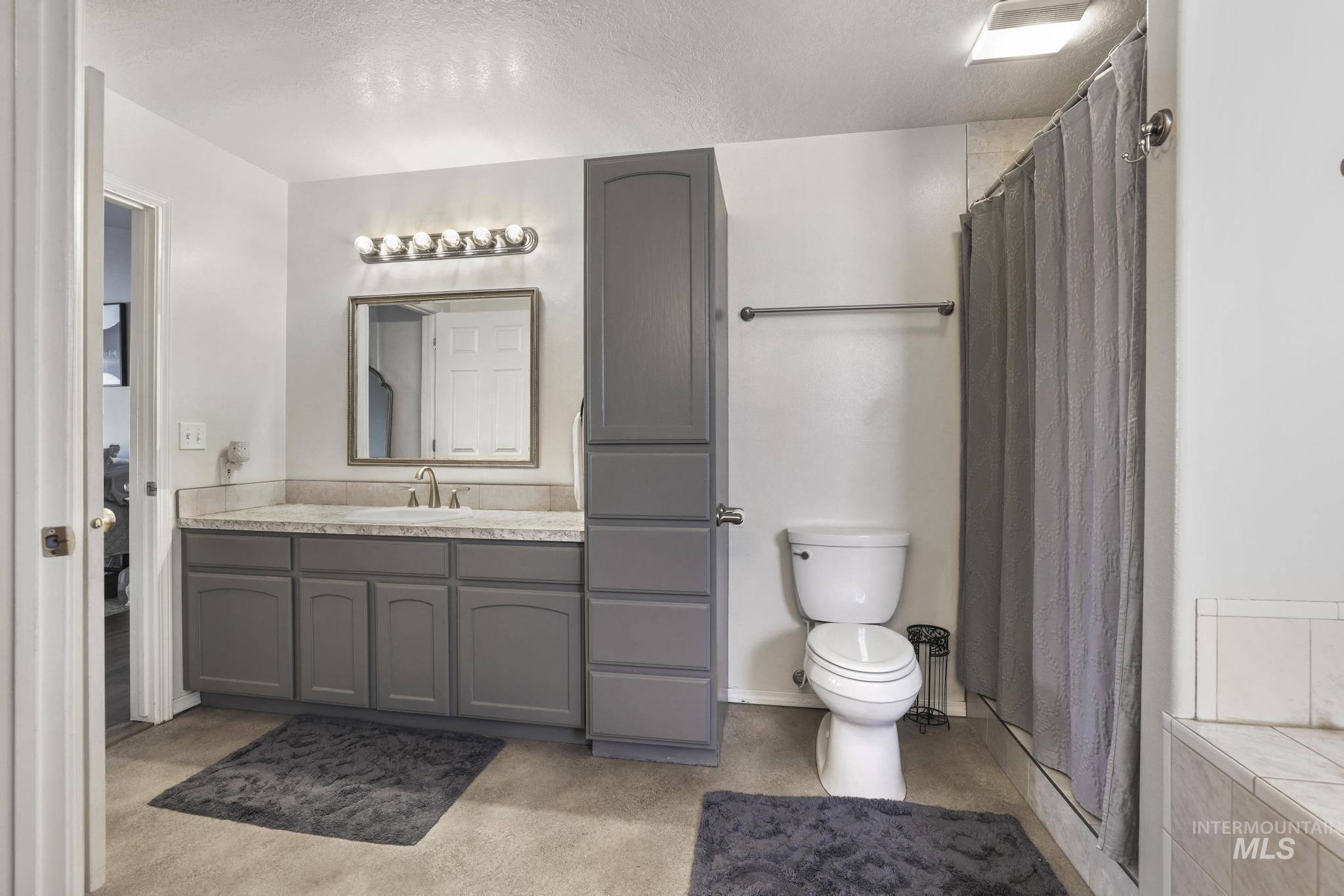 2324 Garey Ln, Filer, Idaho 83328-5543, 4 Bedrooms, 3 Bathrooms, Residential For Sale, Price $612,500,MLS 98982954