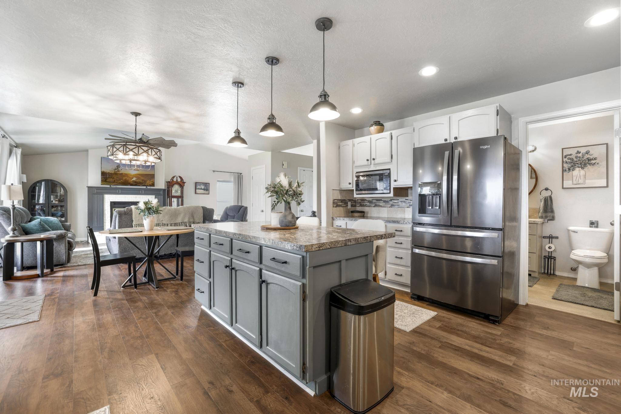 2324 Garey Ln, Filer, Idaho 83328-5543, 4 Bedrooms, 3 Bathrooms, Residential For Sale, Price $612,500,MLS 98982954