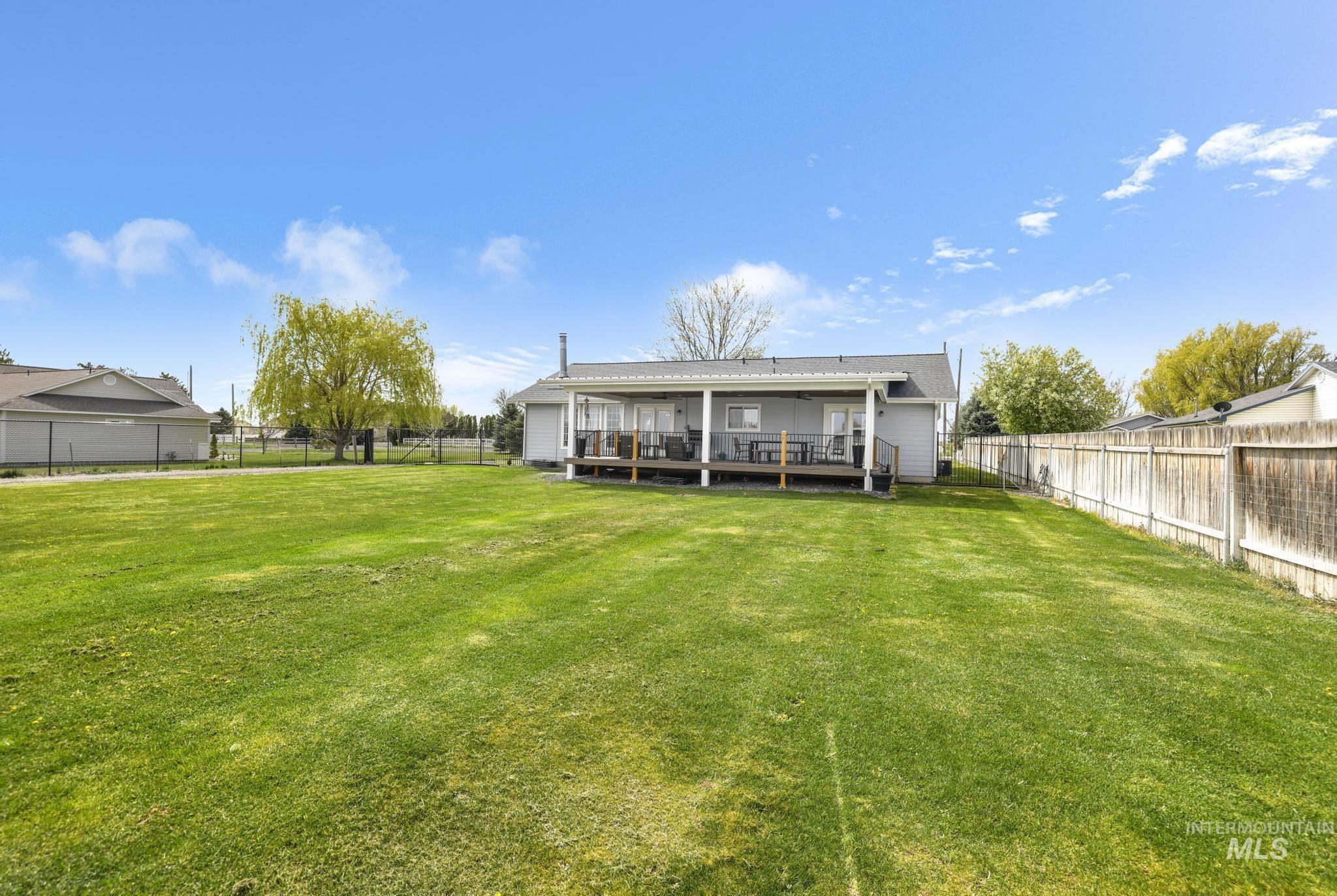 2324 Garey Ln, Filer, Idaho 83328-5543, 4 Bedrooms, 3 Bathrooms, Residential For Sale, Price $612,500,MLS 98982954