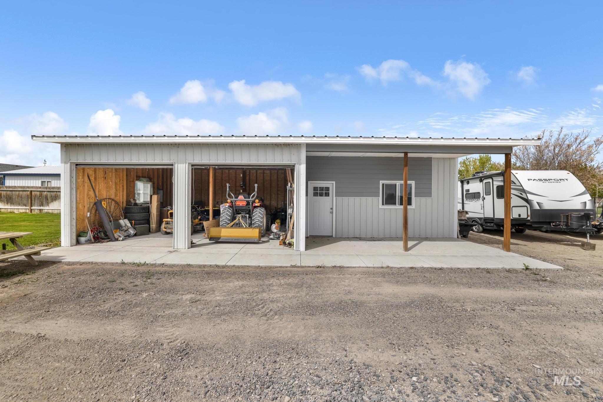 2324 Garey Ln, Filer, Idaho 83328-5543, 4 Bedrooms, 3 Bathrooms, Residential For Sale, Price $612,500,MLS 98982954