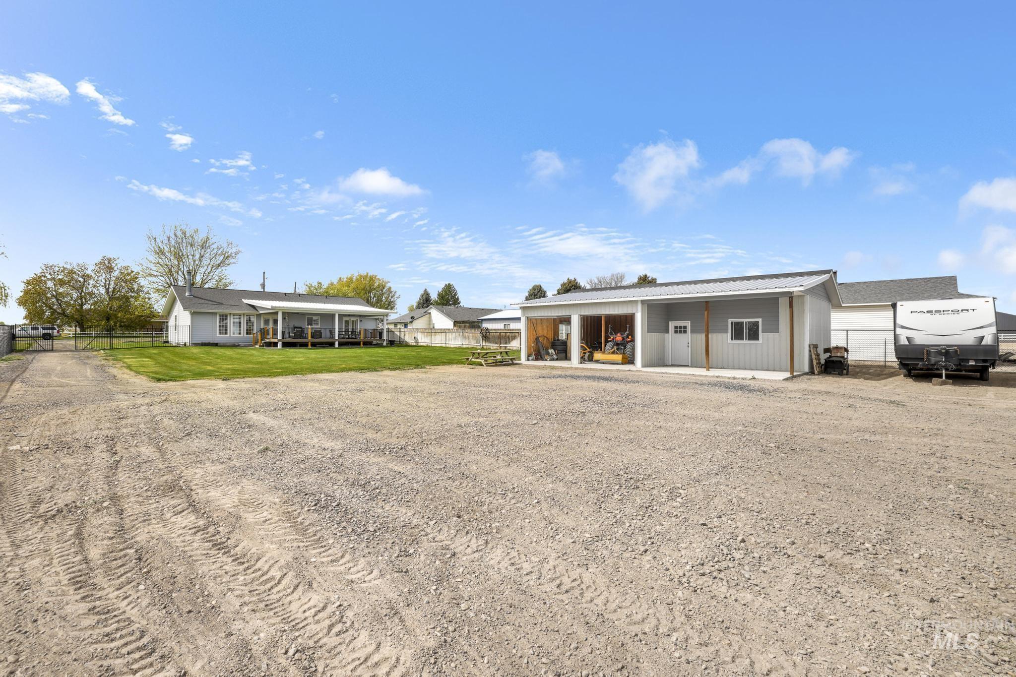 2324 Garey Ln, Filer, Idaho 83328-5543, 4 Bedrooms, 3 Bathrooms, Residential For Sale, Price $612,500,MLS 98982954