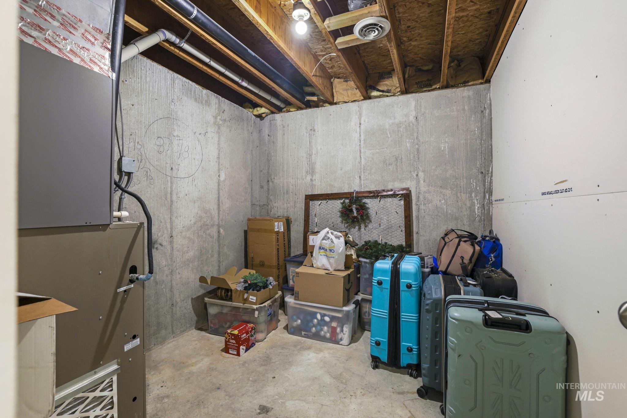 2324 Garey Ln, Filer, Idaho 83328-5543, 4 Bedrooms, 3 Bathrooms, Residential For Sale, Price $612,500,MLS 98982954